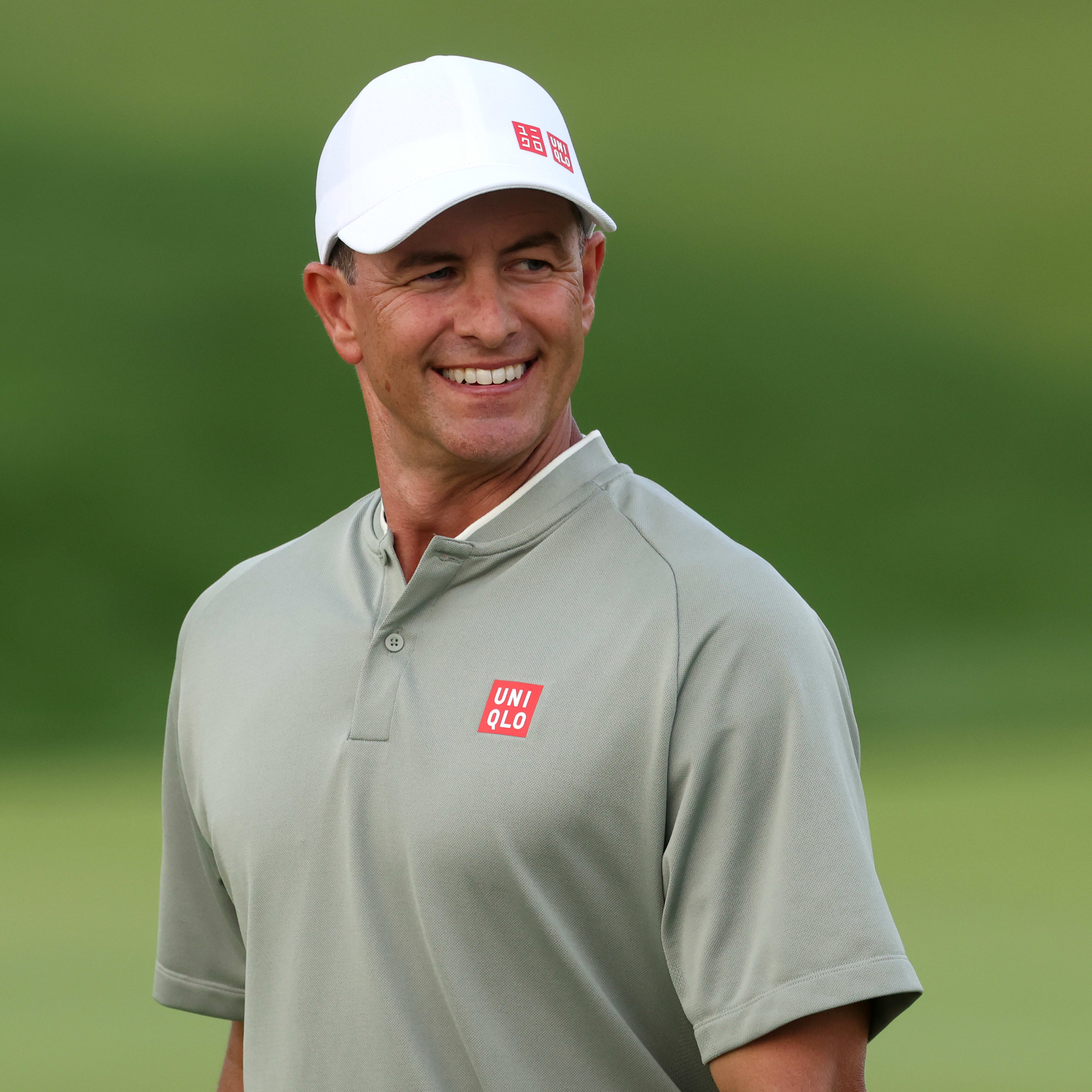Adam Scott's Shirt and Hat: What Sponsor's Logo Is Golfer Wearing at US  Open? - Athlon Sports, image size:3840x3840