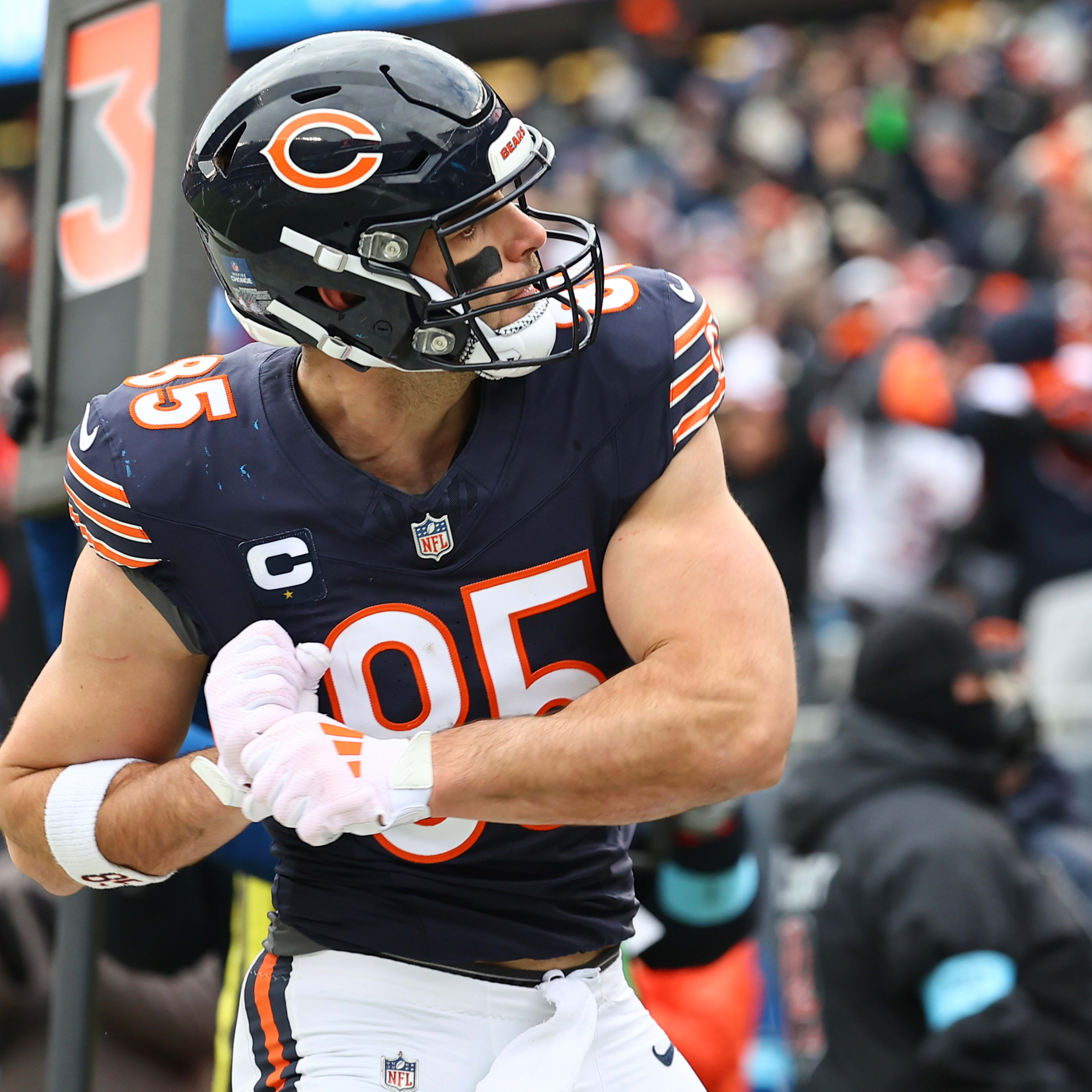Two Fantasy Football Tight End Training Camp Battles to Monitor