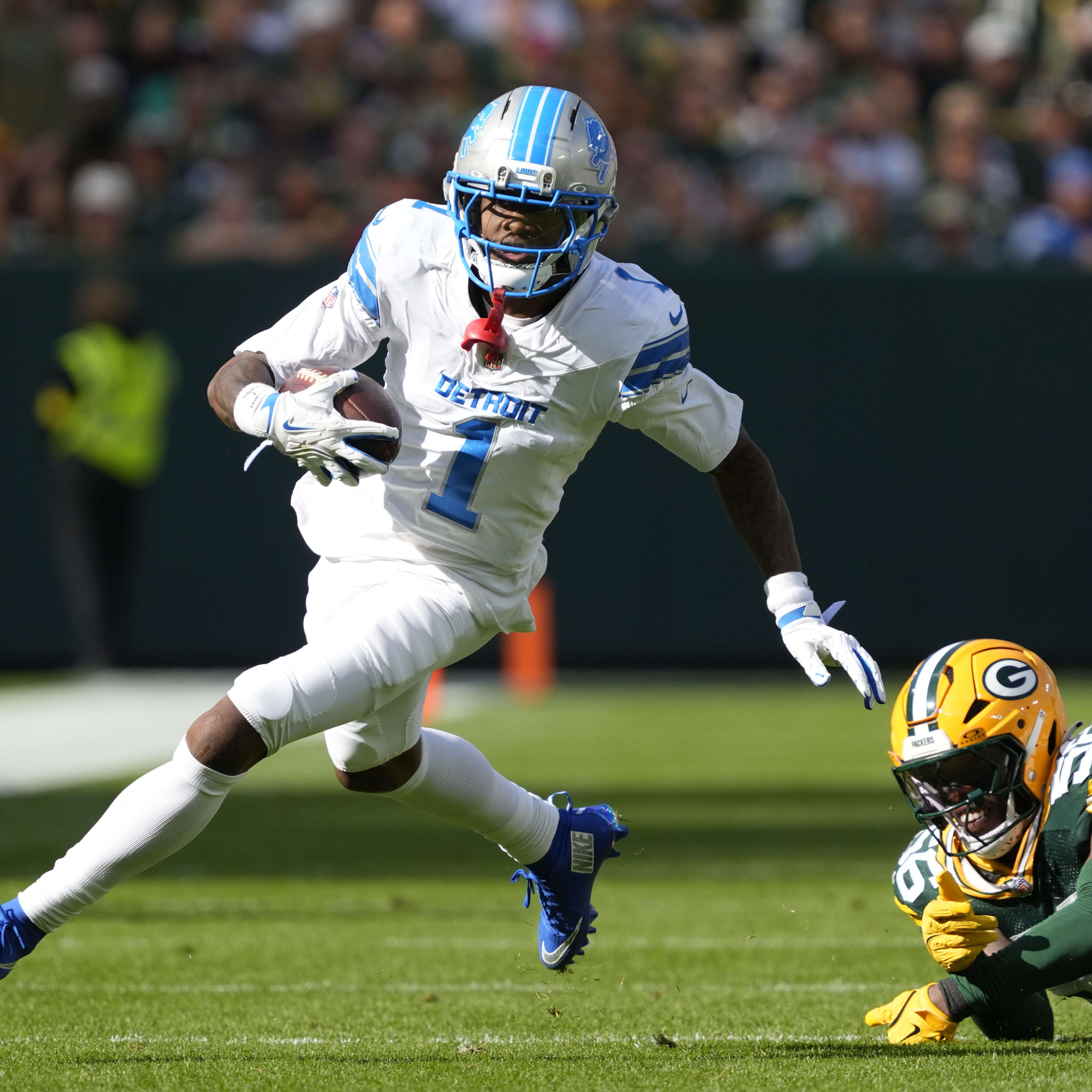 DraftKings DFS Lineups and Sleepers for NFL Week 5's Sunday Slate