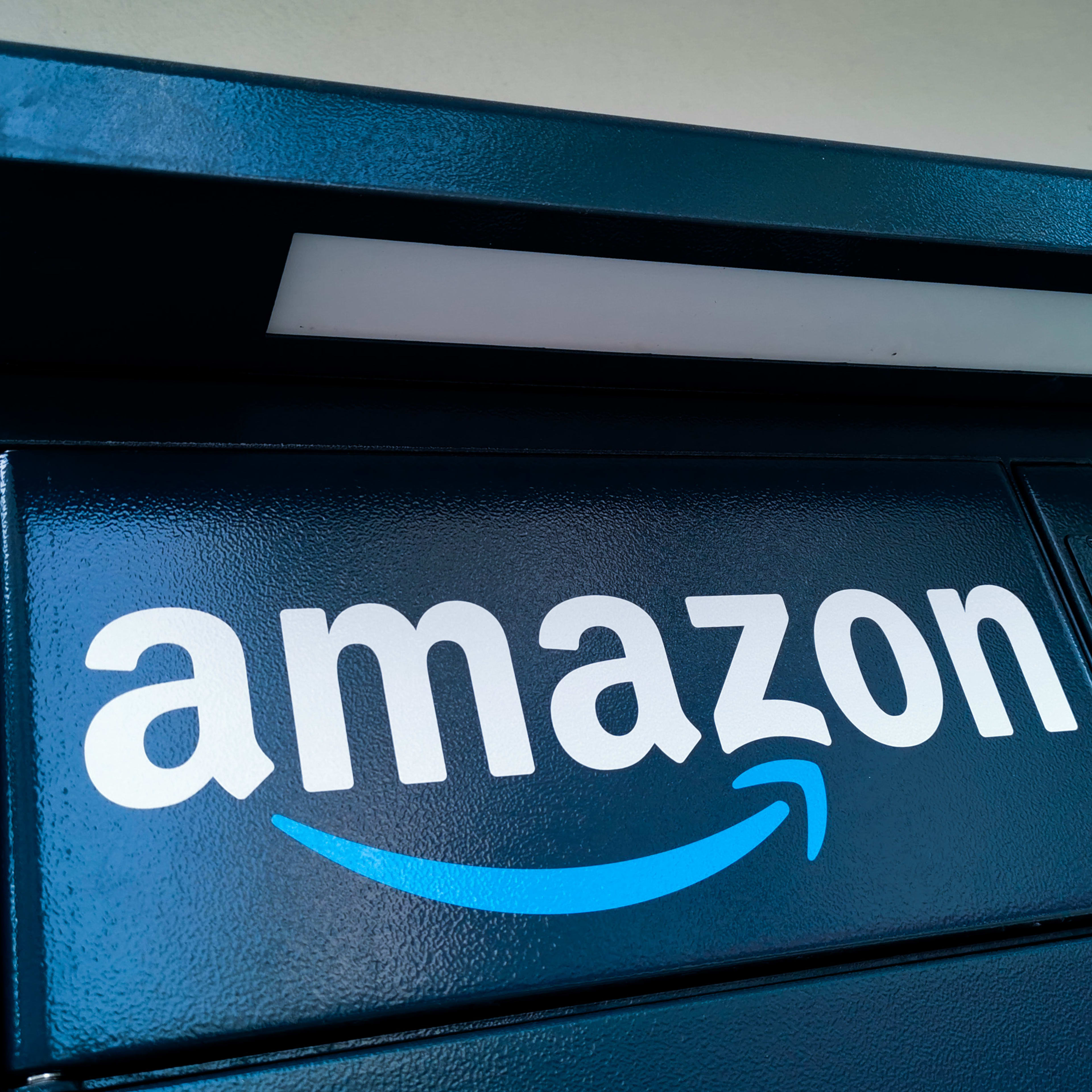 Amazon's 'Powerful' $170 Pickleball Paddle Is Now $40 — That's 75% Off