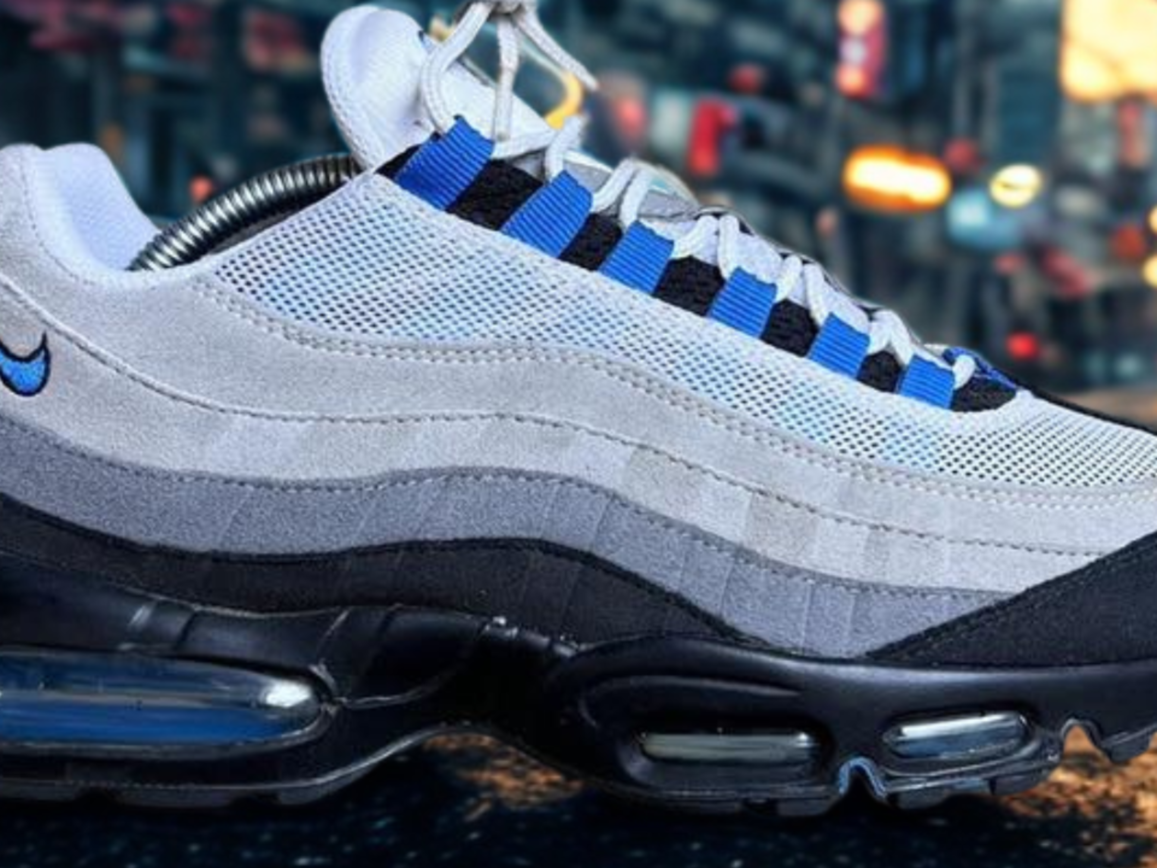 靴 Nike Air Max 95 Big Bubble Blue Spark Nike Brings the Spark This Summer with New 'Blue Spark' Air