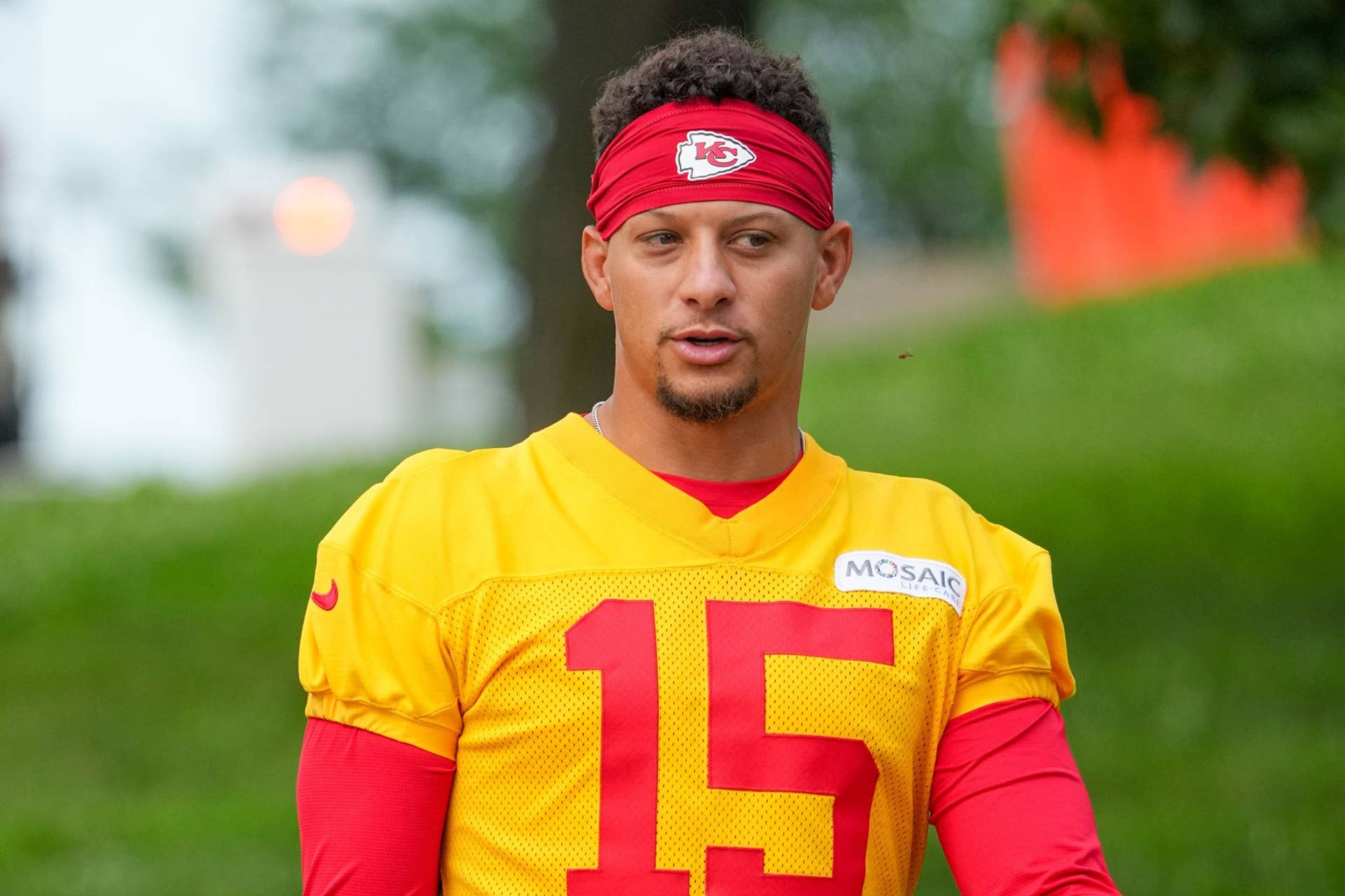 Chiefs Treating Patrick Mahomes Differently After Super Bowl Collapse - Athlon Sports