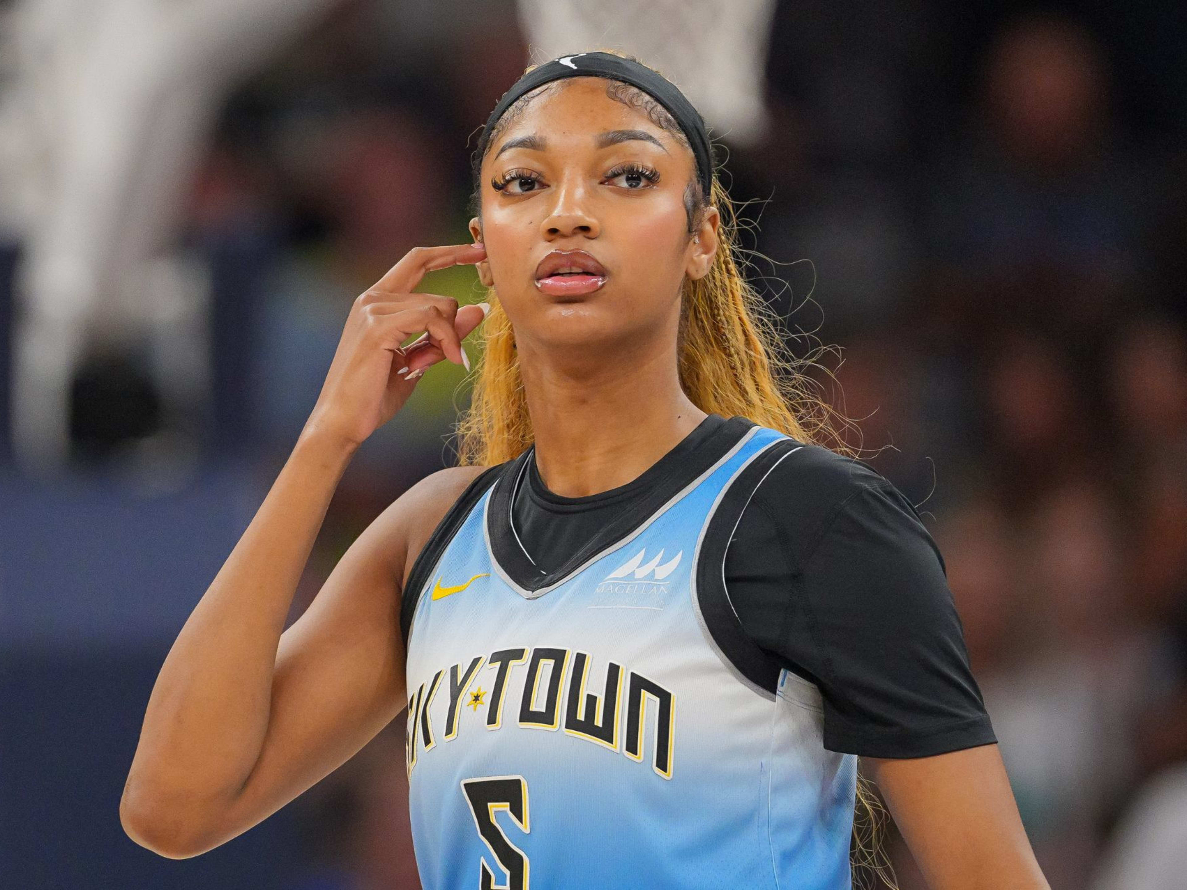 Angel Reese Sends 3-Word Message After Missing Five Straight Games - Athlon  Sports
