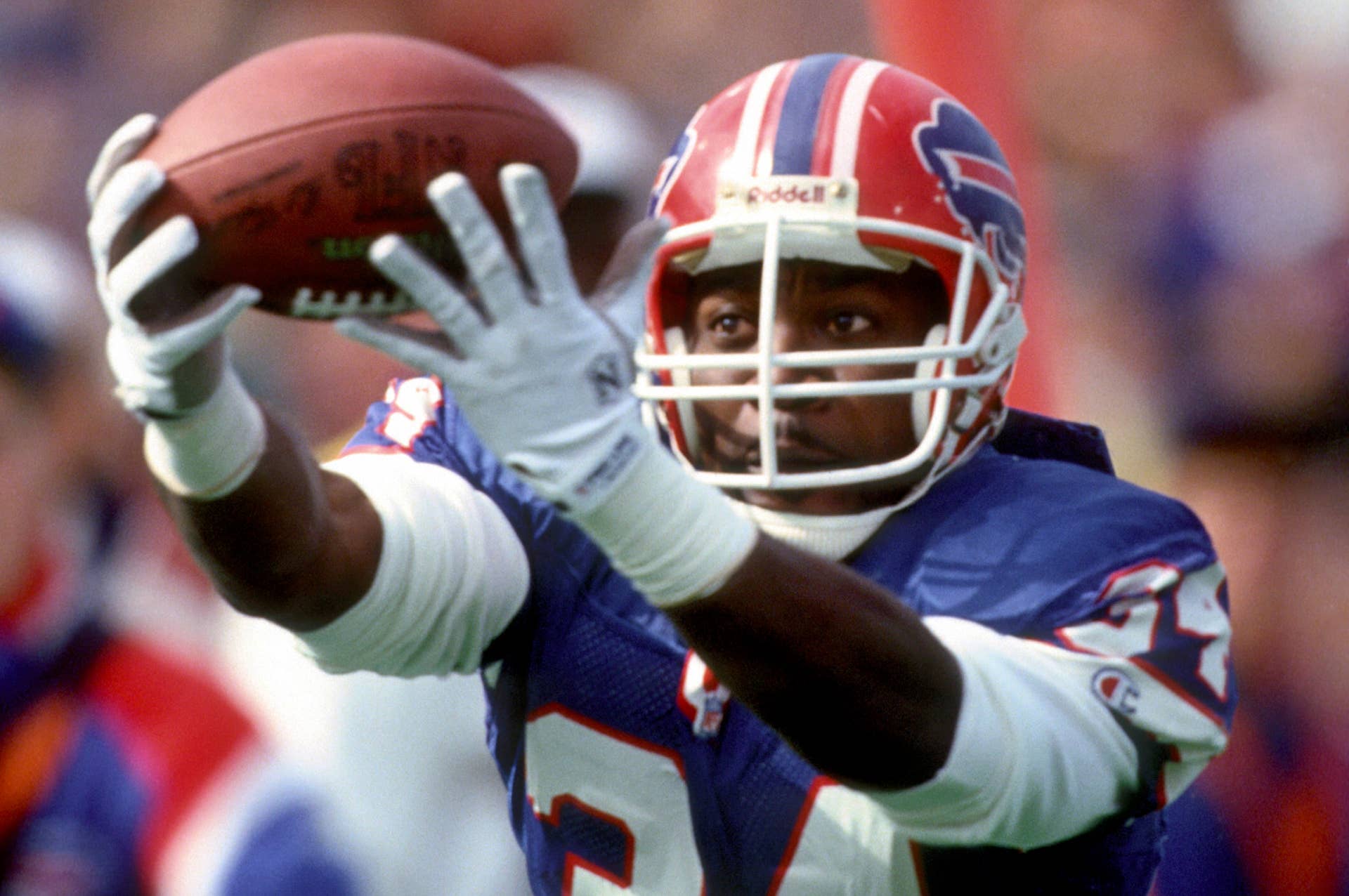 Thurman Thomas Talks Hall of Fame, Elite Construction, And Super Bowl Plans  - Athlon Sports