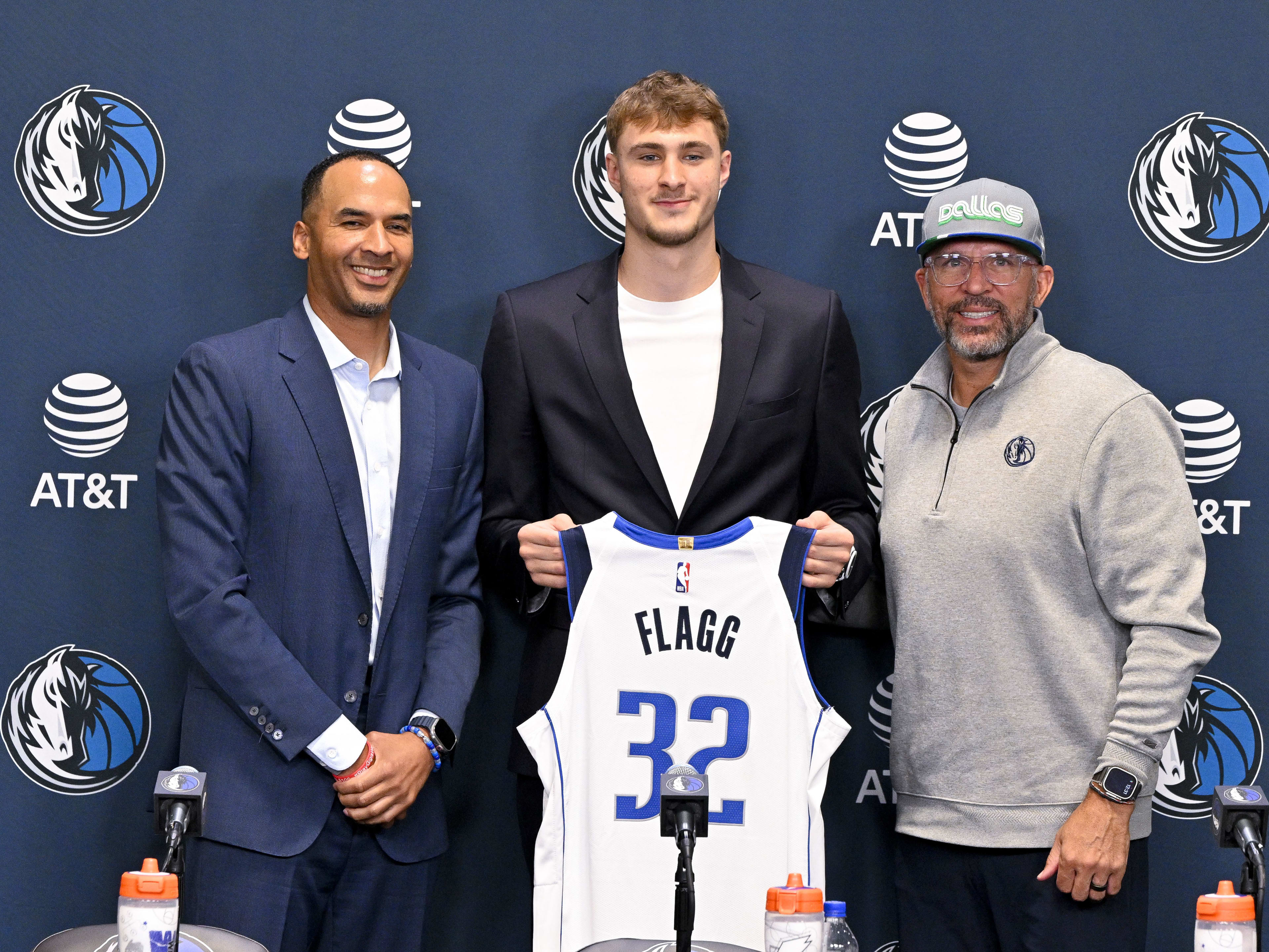 Jun 27, 2025; Dallas, TX, USA; (from left) Dallas Mavericks general manager Nico Harrison and Mavericks first overall pick Cooper Flagg and head coach Jason Kidd pose for a photo at the Dallas Mavericks Practice Facility. Mandatory Credit: Jerome Miron-Imagn Images
