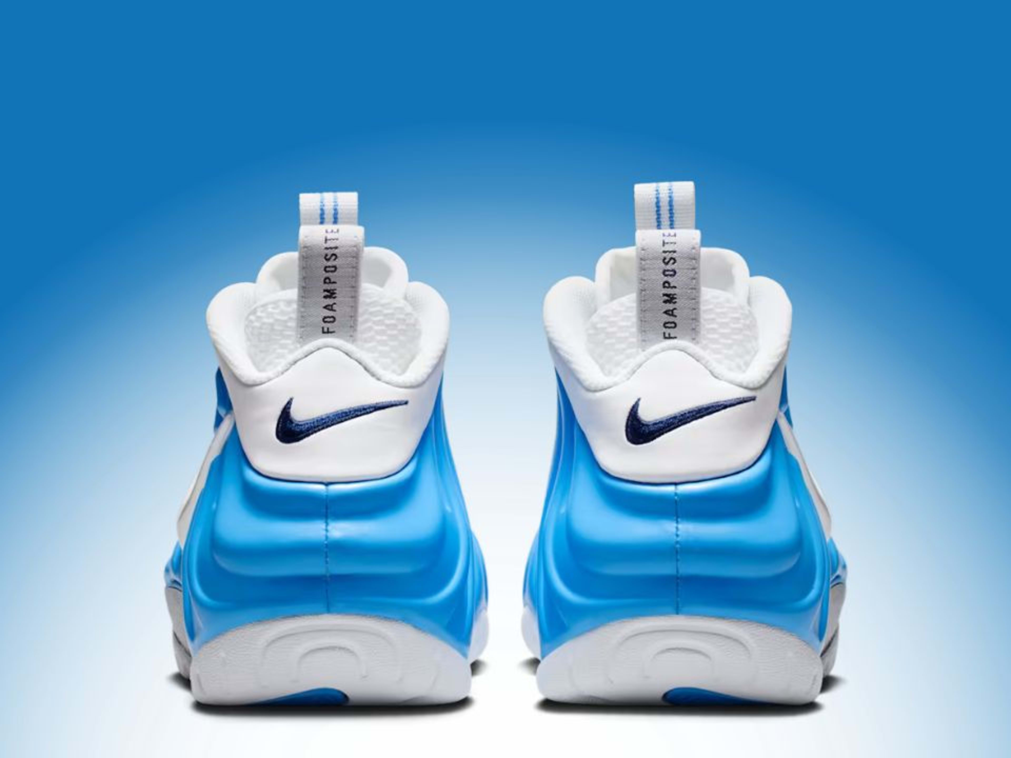 nike foamposite baby blue