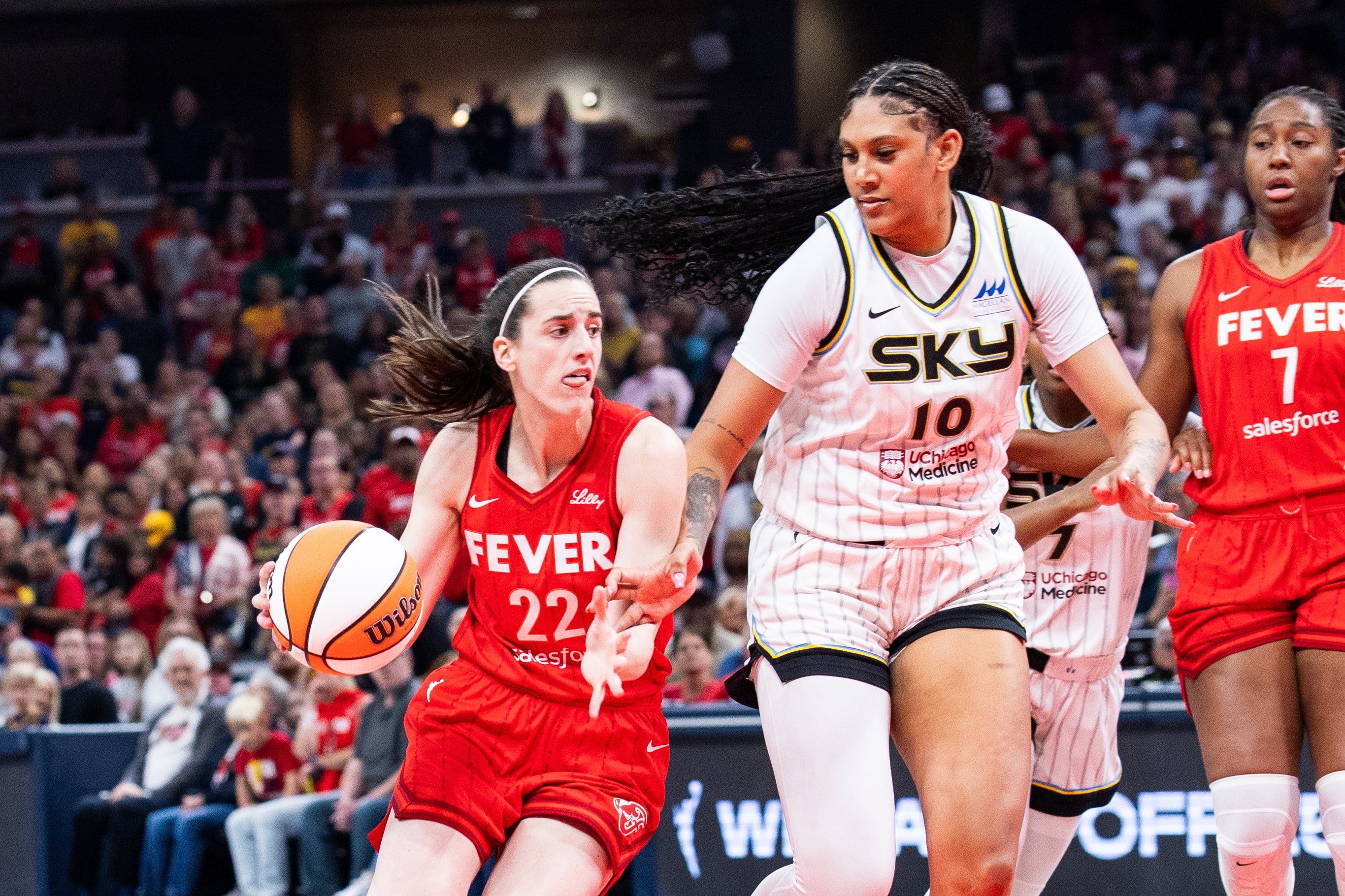 Caitlin Clark Sends Firm Message to Fever Teammates After Sky Beatdown -  Athlon Sports