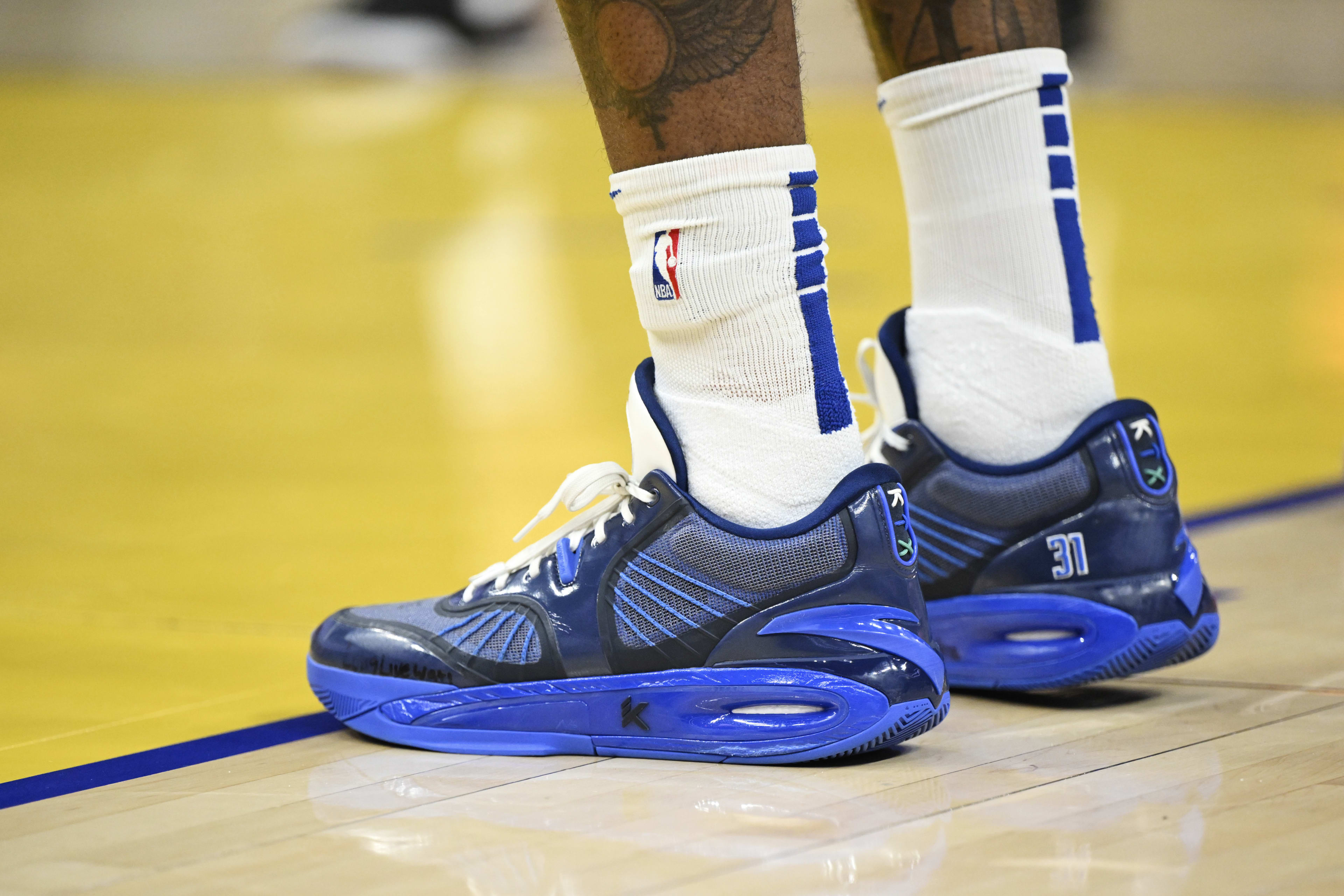 Klay Thompson's 'Amazing' $130 Basketball Sneakers Are on Sale for