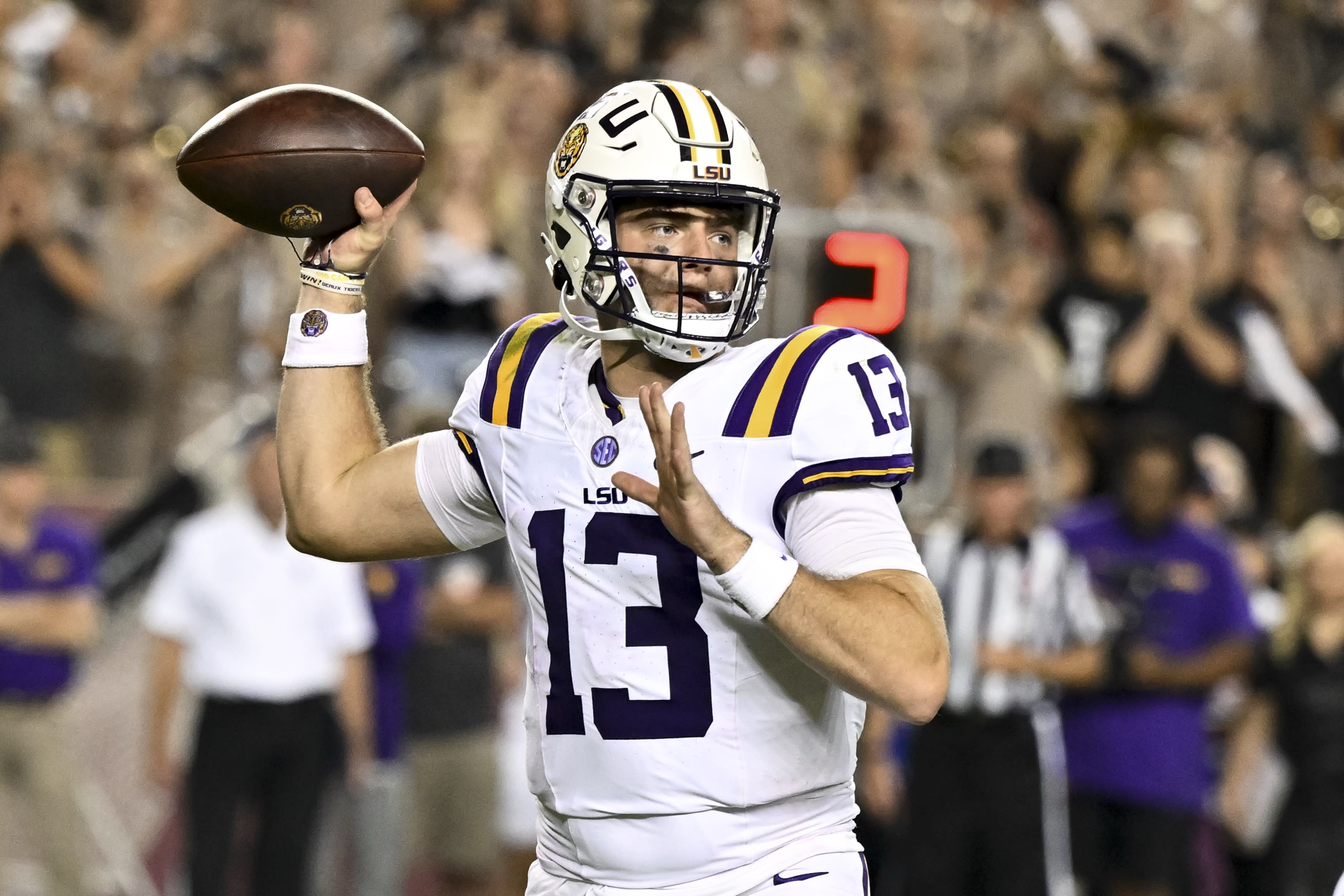 LSU Tigers quarterback Garrett Nussmeier (13).