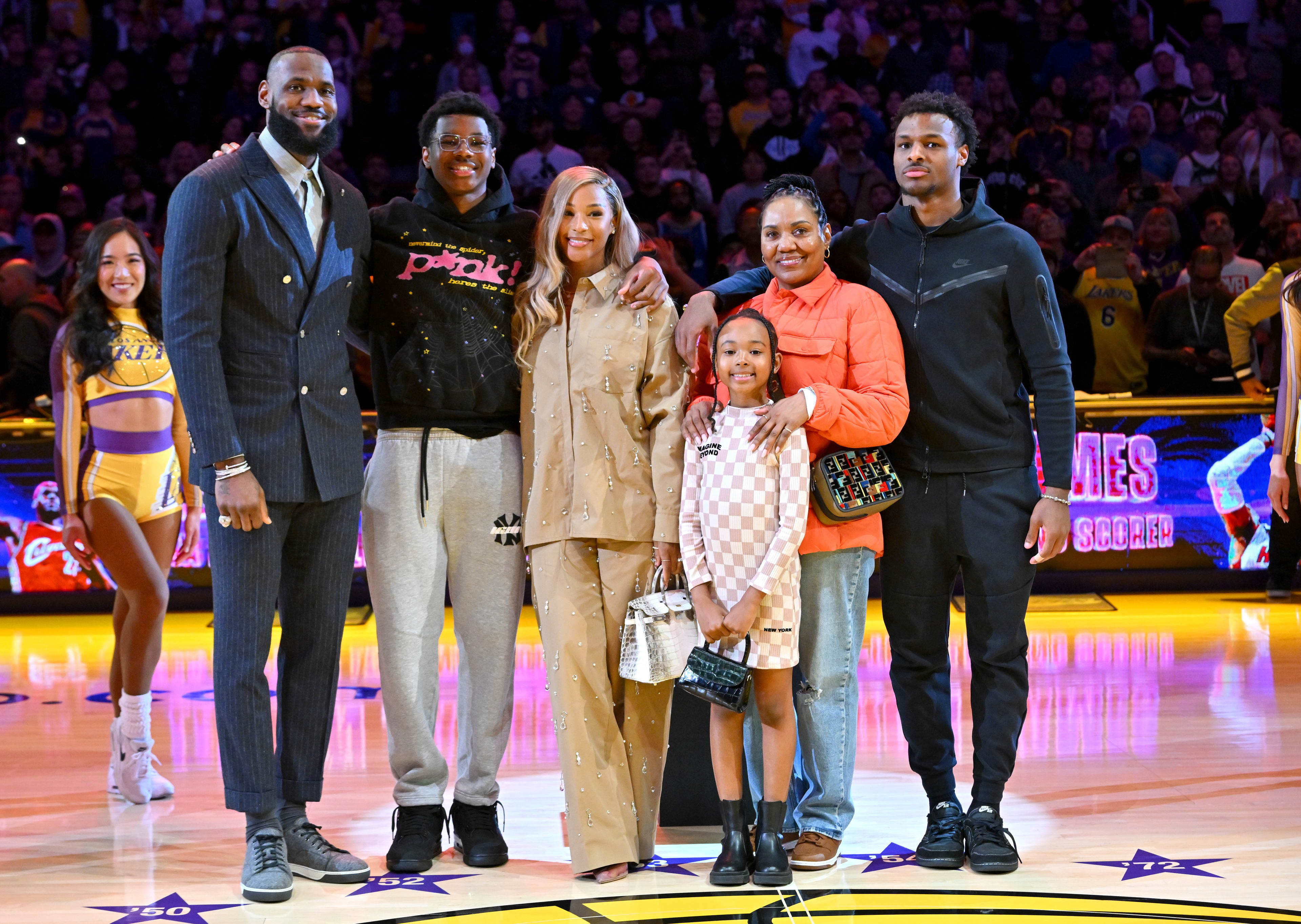 Who is LeBron James' glamorous wife, Savannah James? The LA Lakers star met  his partner in his teens, and their kiss at the Paris Olympics just went  viral | South China Morning, image size:3840x2727