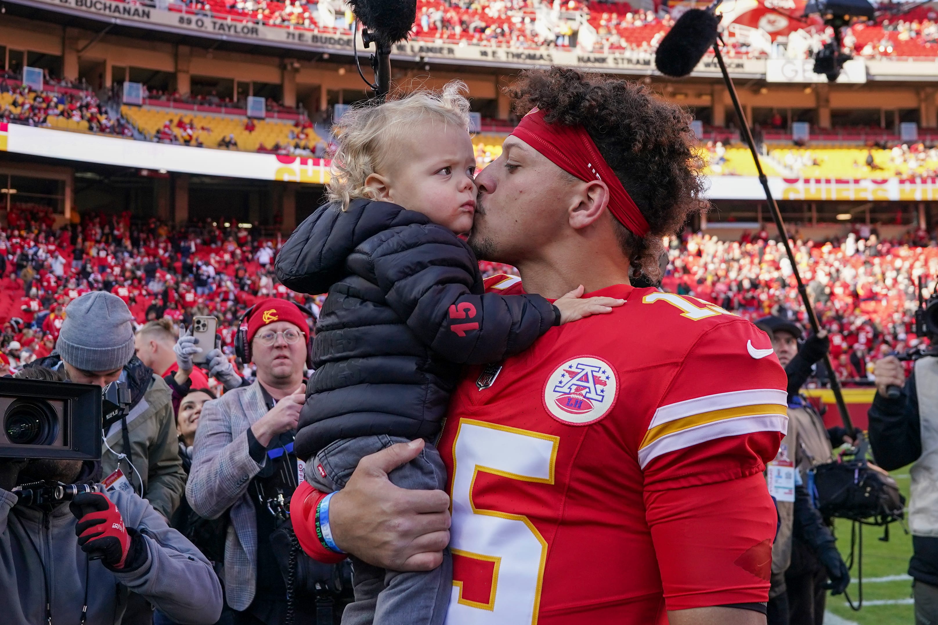 Patrick Mahomes' Mom Has One-Word Reaction To Huge Baby News - Athlon Sports