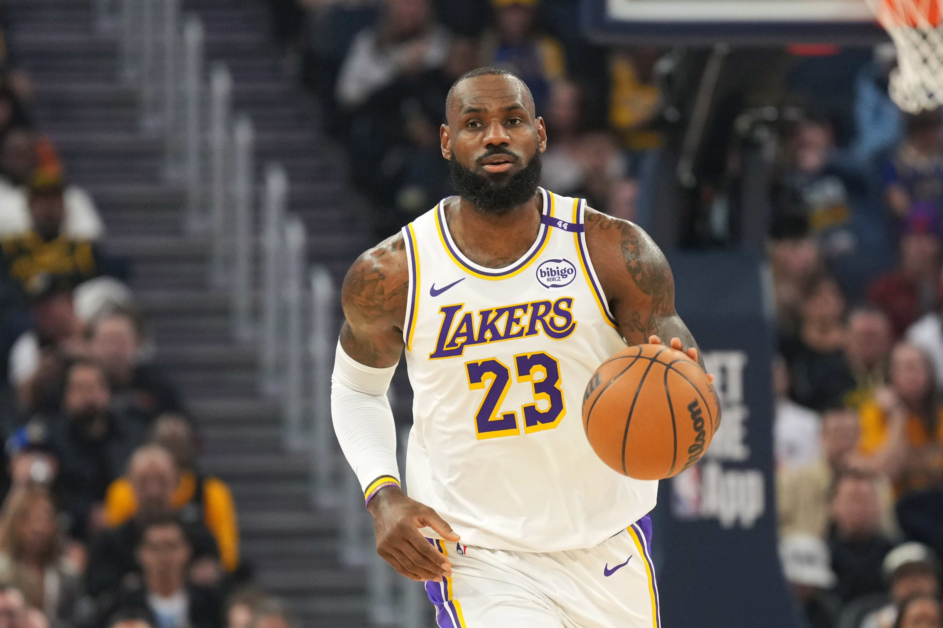 Los Angeles Lakers forward LeBron James (23).
