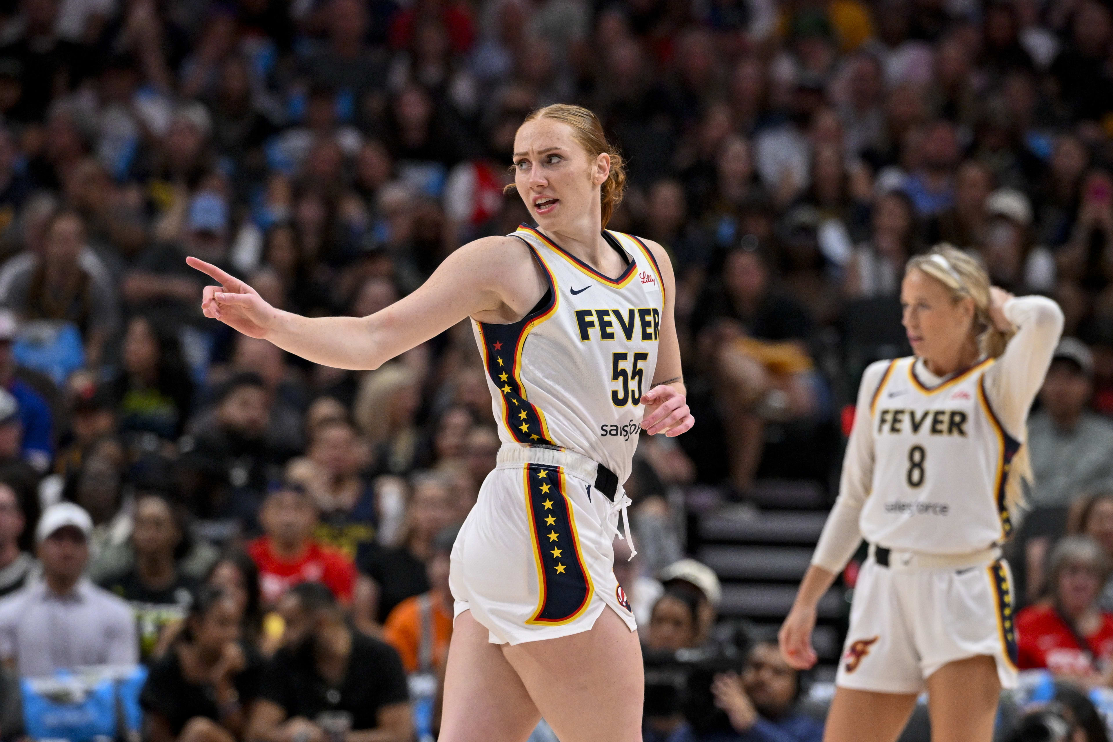 Stephanie White Facing Backlash for Decision in Indiana Fever Game on  Tuesday - Athlon Sports