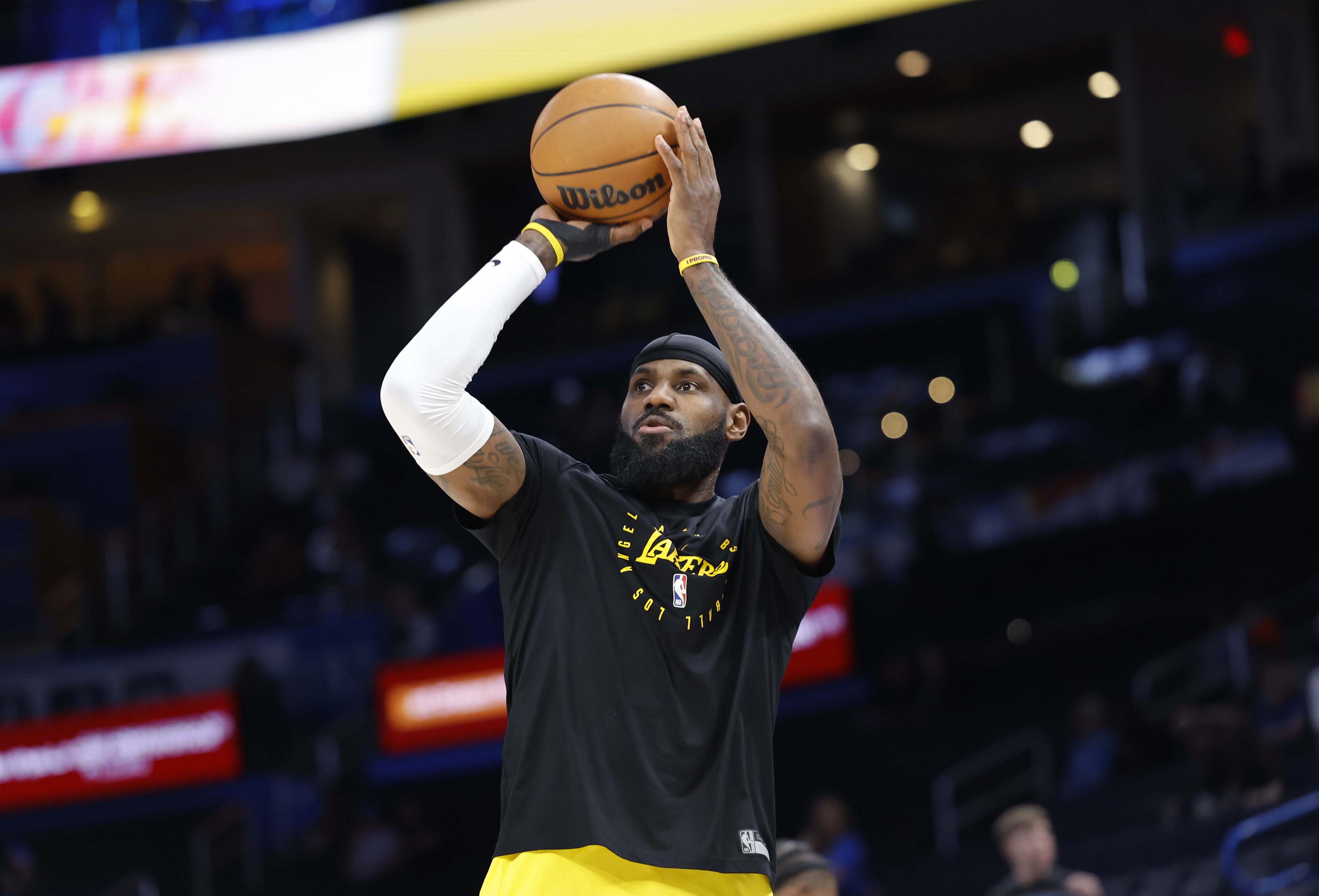 Lakers News