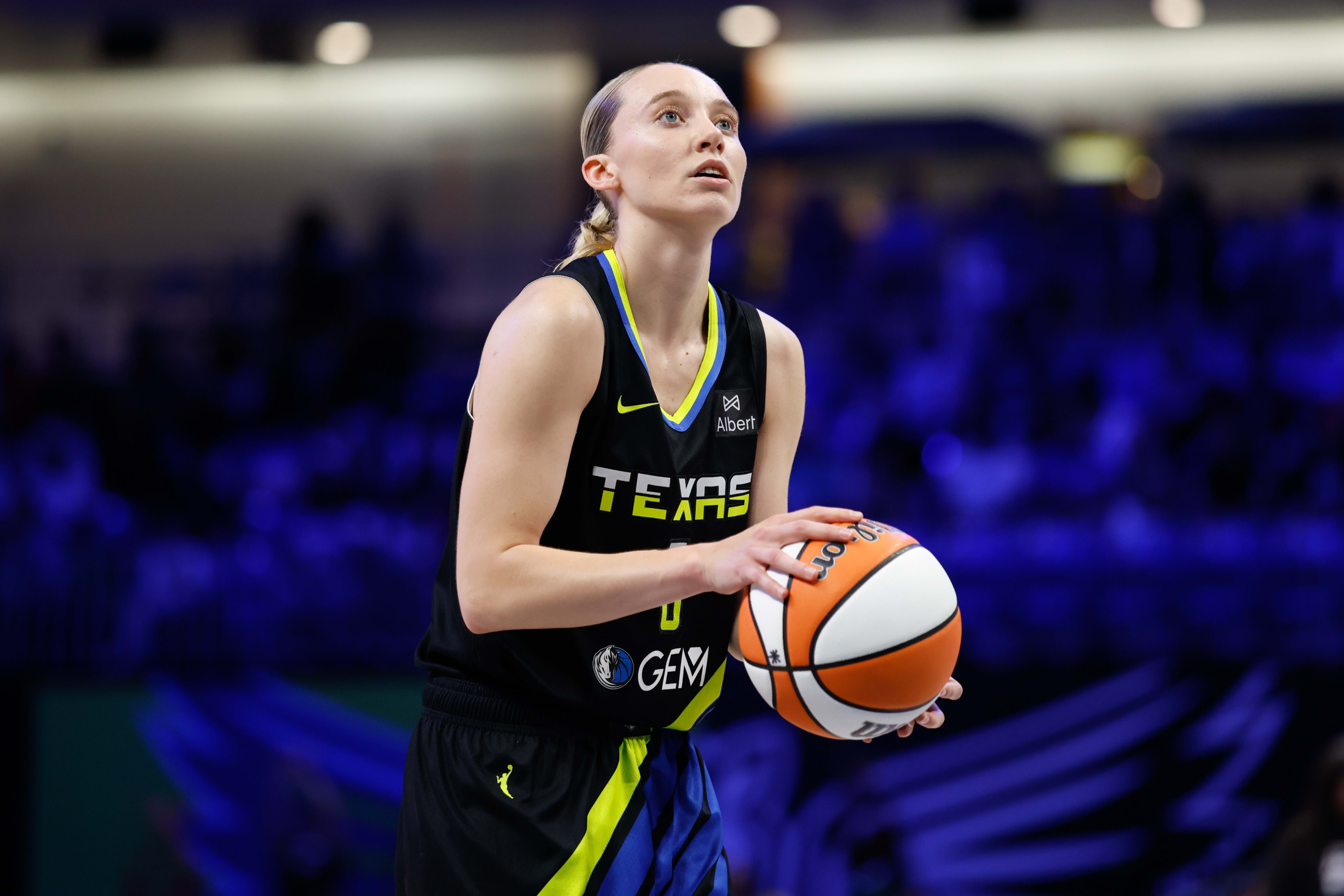 Sophie Cunningham Gets Flagrant Foul Against Dallas Wings - Athlon Sports