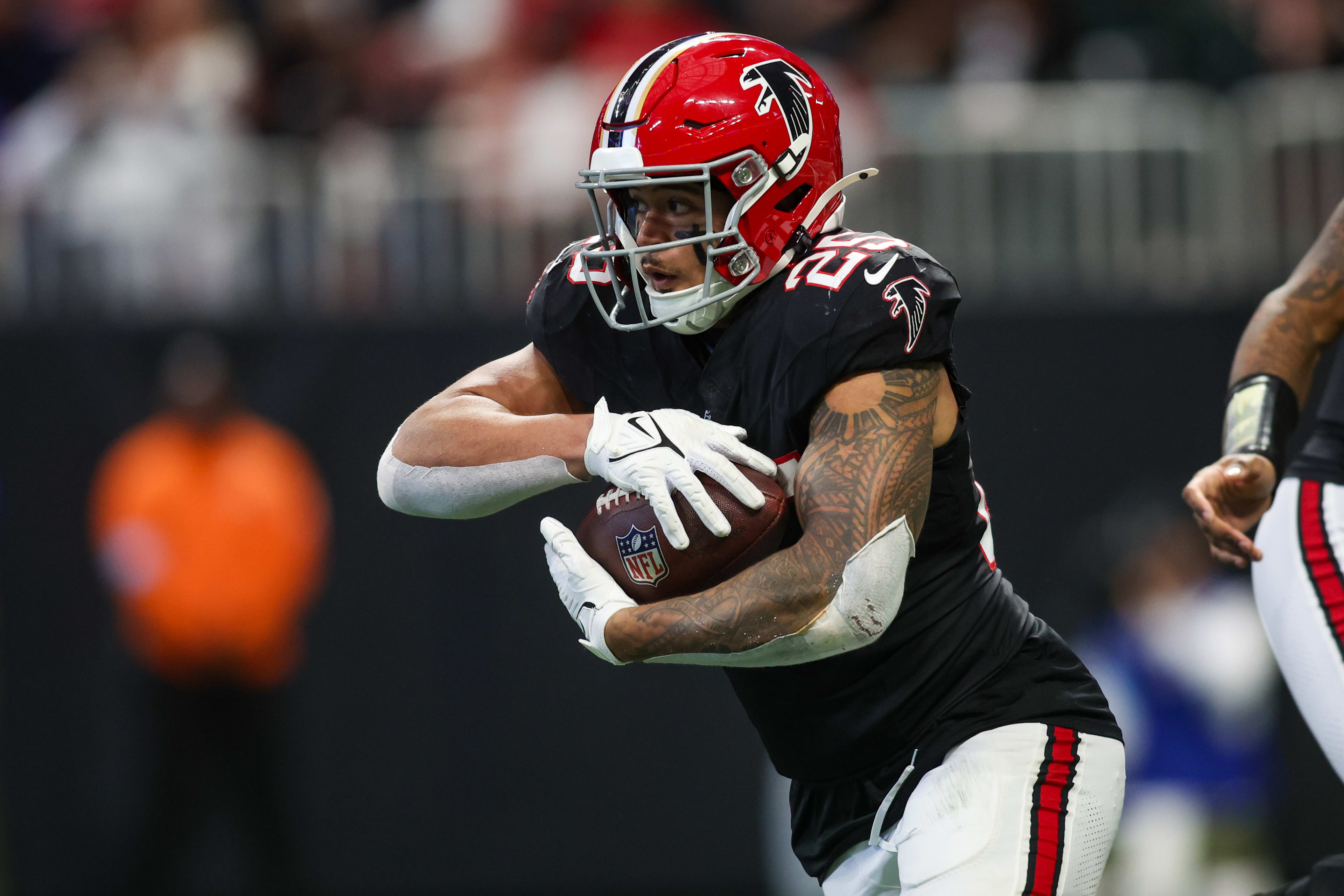 Handcuff These Running Backs Together in Fantasy Football Drafts