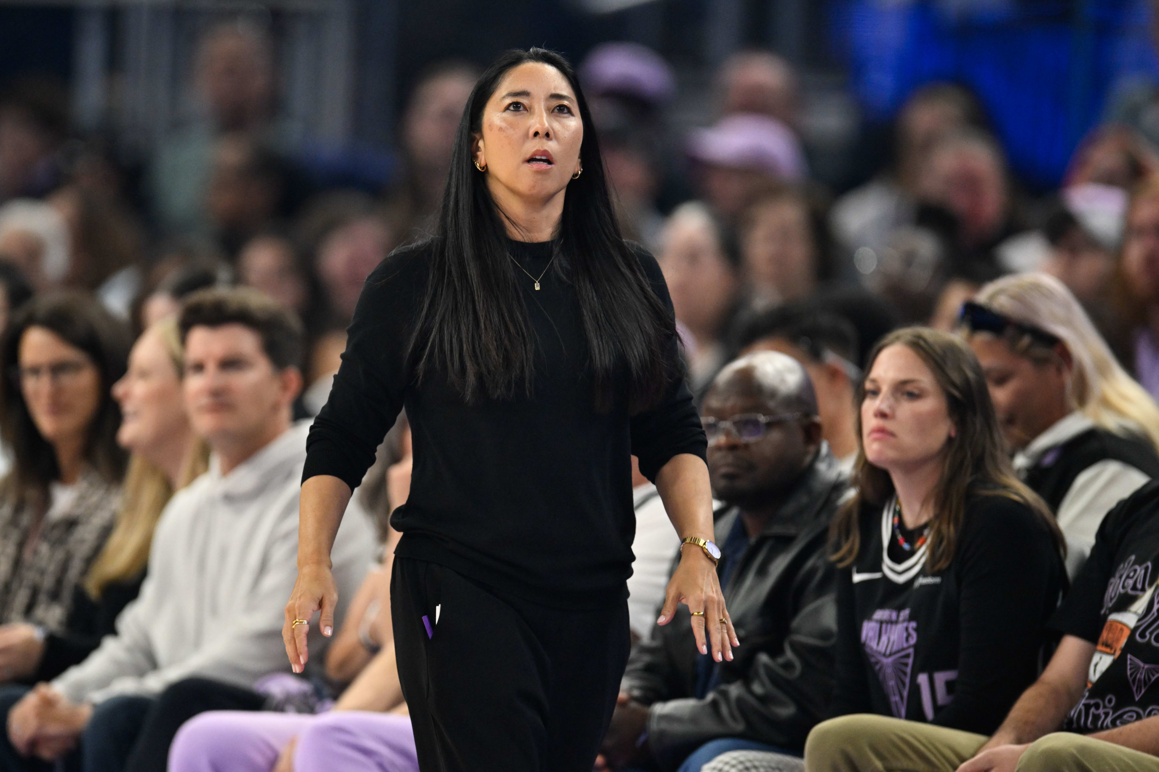 Valkyries Coach Has Strong Words For Caitlin Clark on Sunday - Athlon Sports