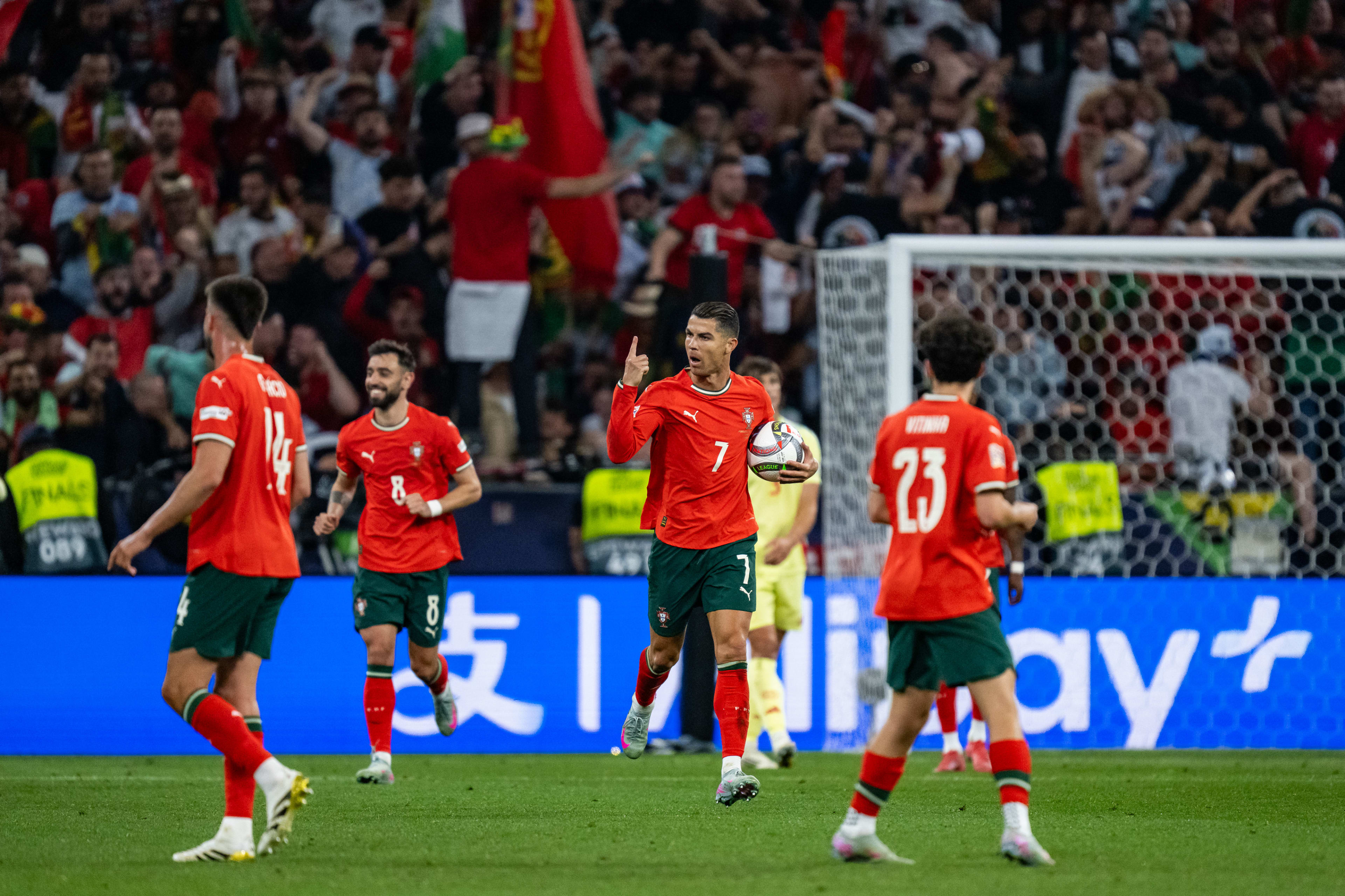Ronaldo Hoi, Portugal Ikishinda 1-0 kwa Bao la Dakika za Mwisho! | sportsleo.co.tz