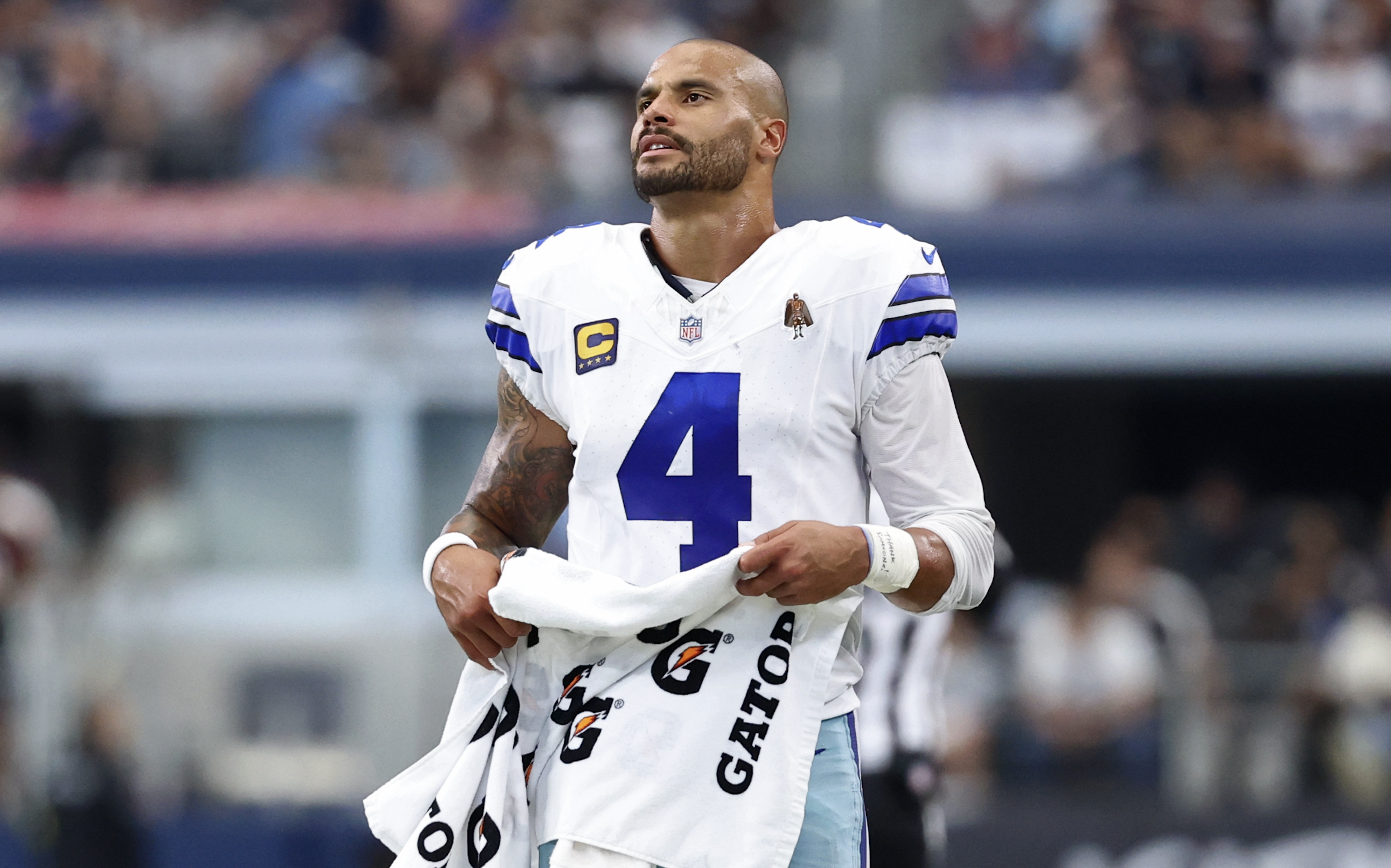 Dak Prescott's Blunt Message to Cowboys Teammates Before NFL Trade Deadline  - Athlon Sports