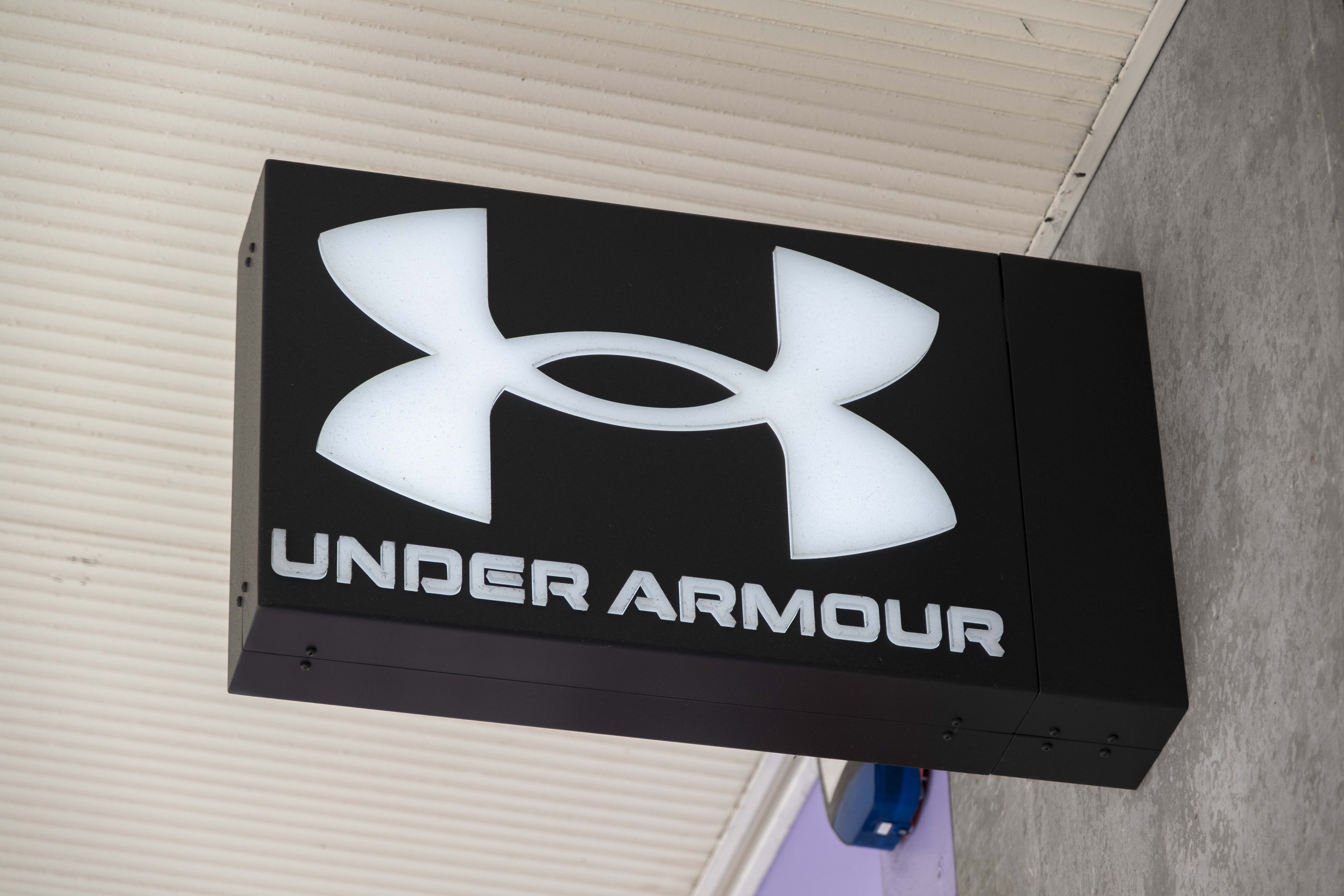 Under Armour Sales Down 4% as First-Quarter Losses Narrow | Modaes Global, image size:3840x2560