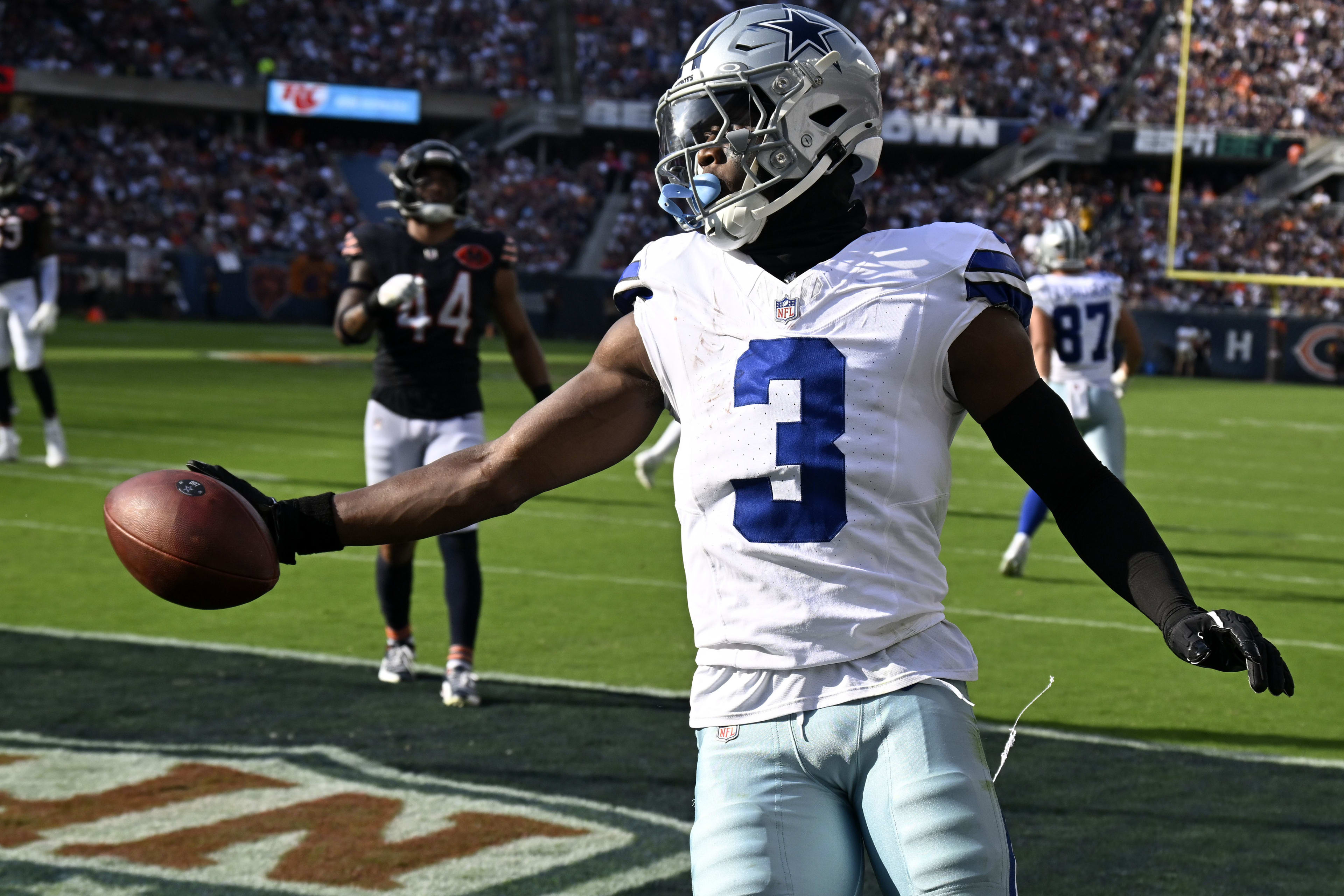 George Pickens Can Earn Cowboys "Trust' With CeeDee Lamb Out - Athlon Sports