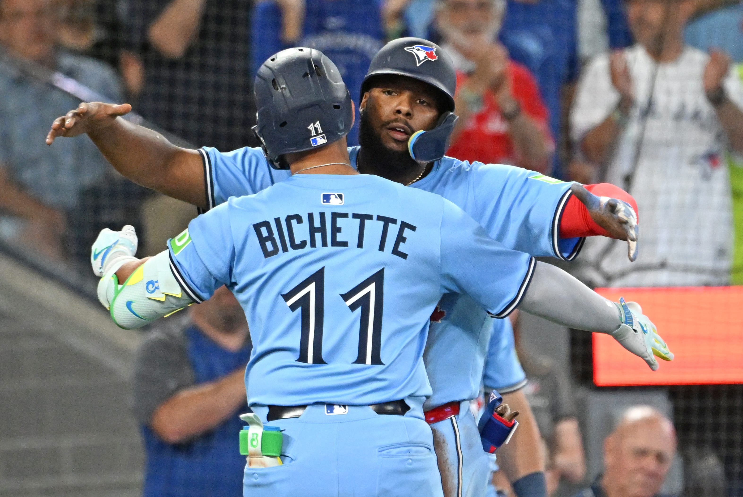 Vladimir Guerrero Jr. Sends Bo Bichette Message After Blue Jays' Update -  Athlon Sports