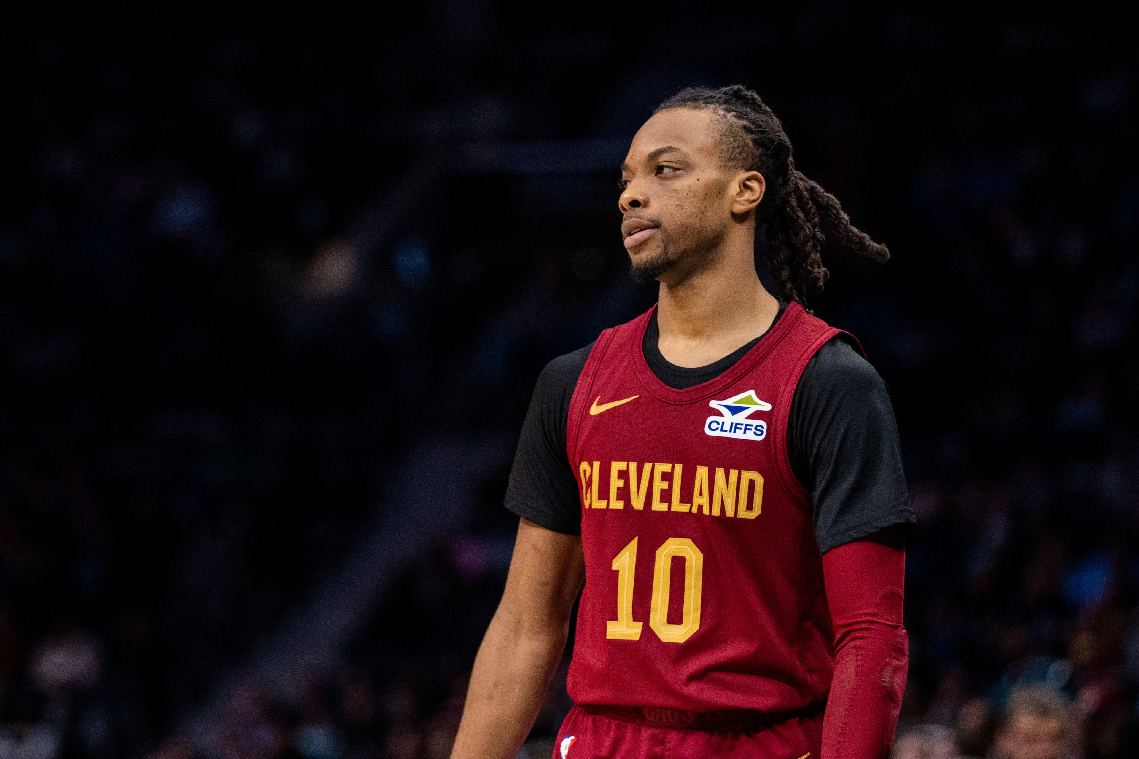 Cleveland Cavaliers guard Darius Garland (10)