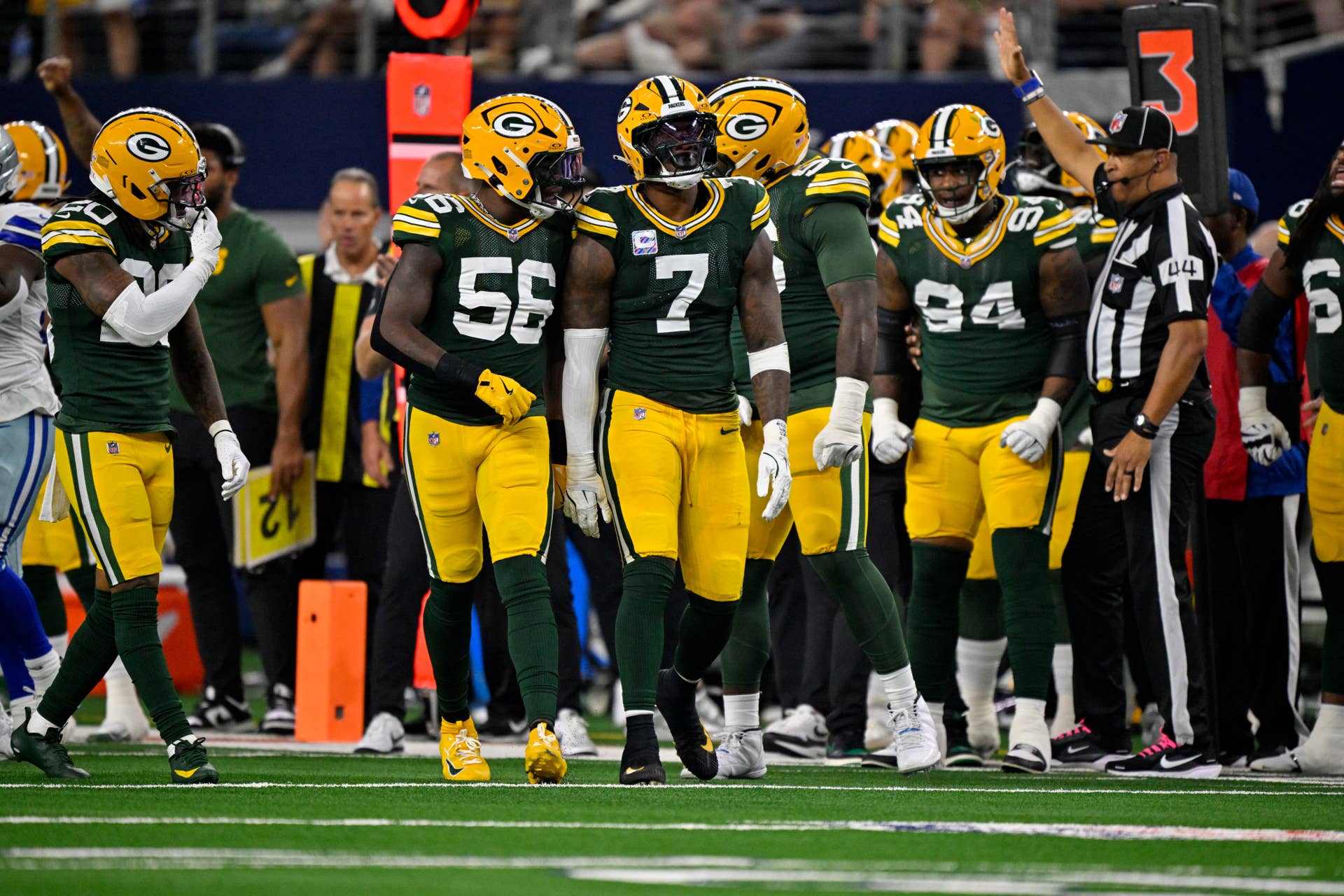 Packers LB Receives Punishment from NFL Before Steelers Game - Athlon Sports
