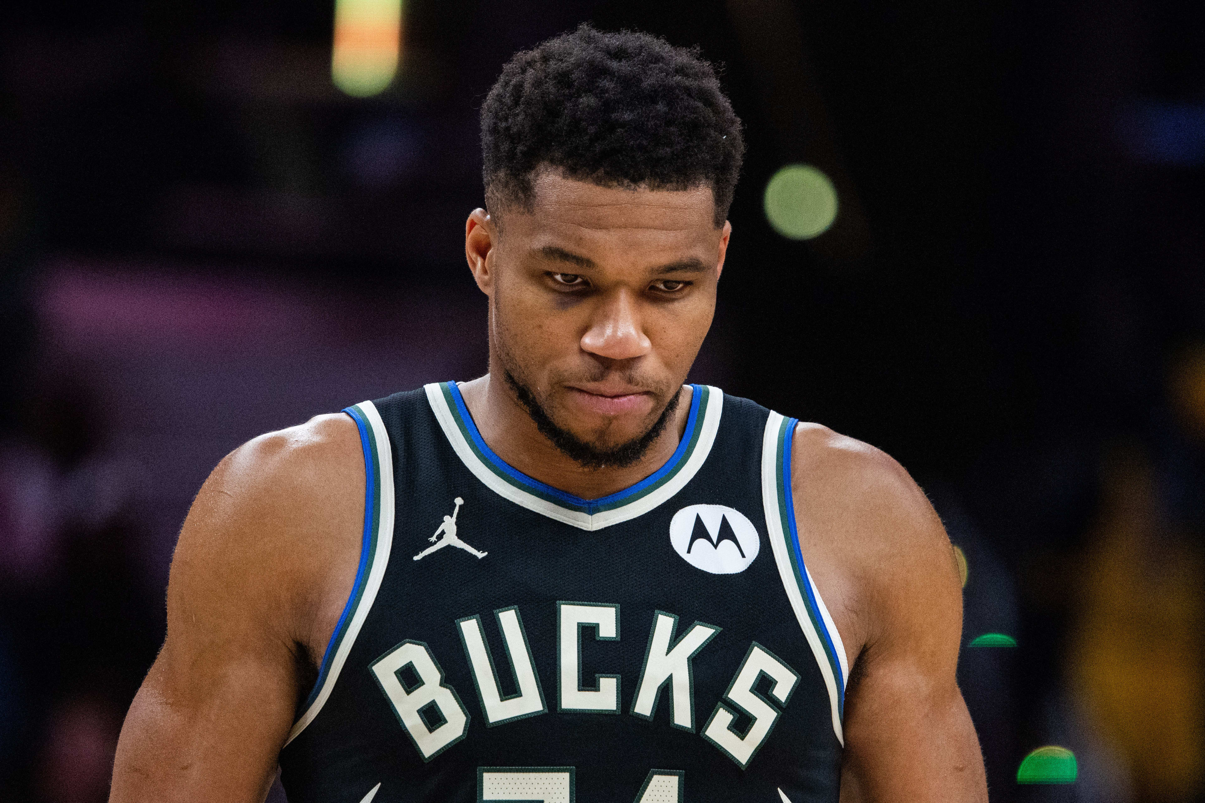 Unfortunate Giannis Antetokounmpo News Emerges on Tuesday - Athlon