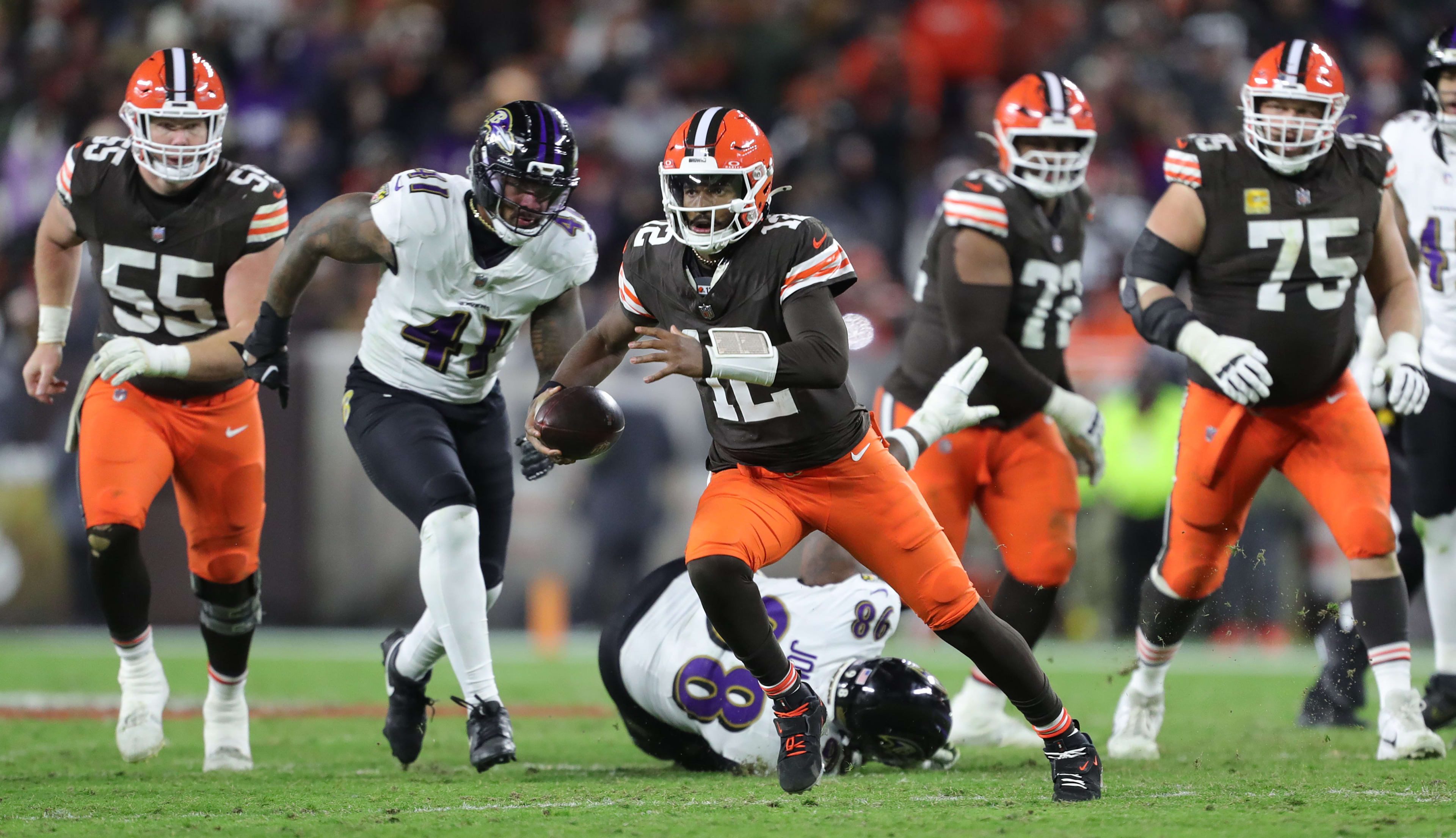 Cleveland Browns quarterback Shedeur Sanders vs Ravens