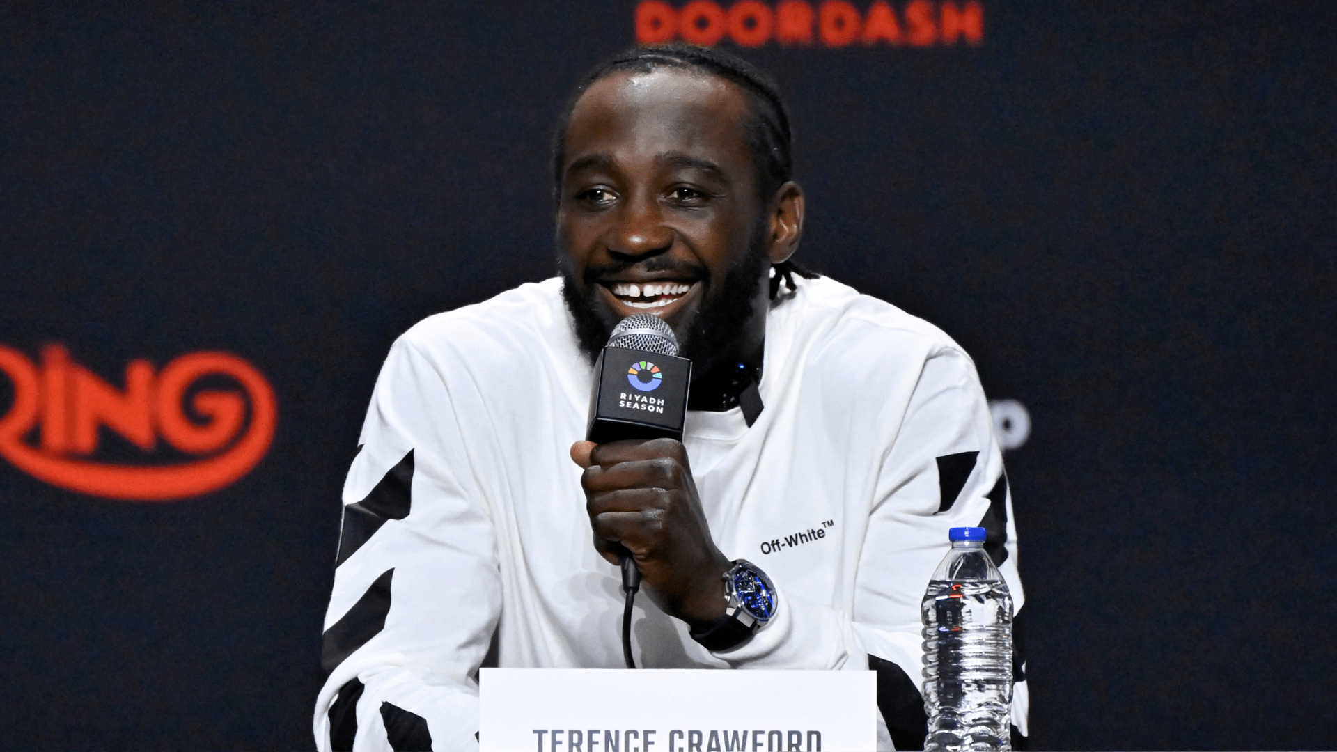Terence Crawford Gives Savage Response to Manny Pacquiao and Oscar De La  Hoya - Athlon Sports