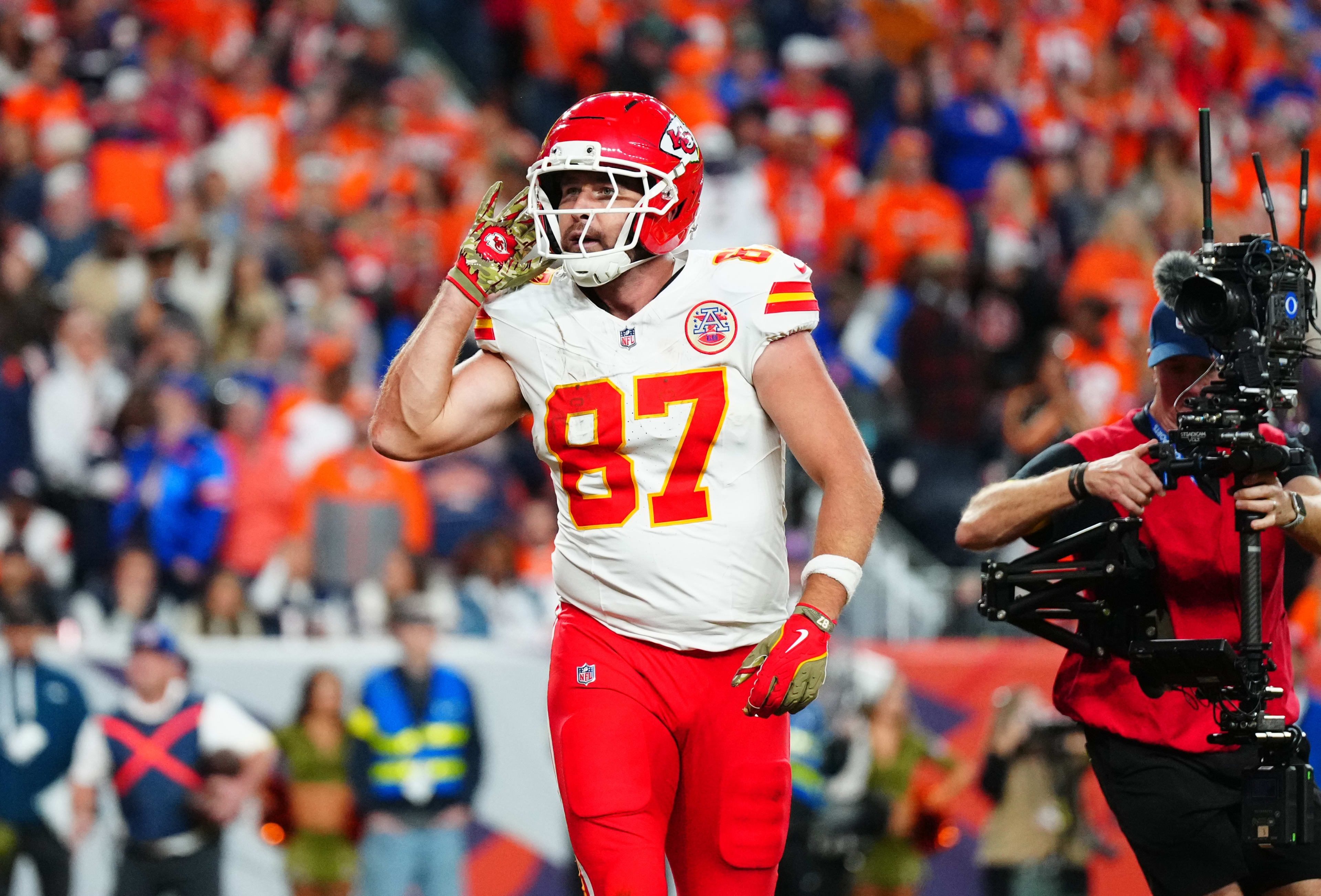 Kansas City Chiefs Tight End Travis Kelce vs Broncos