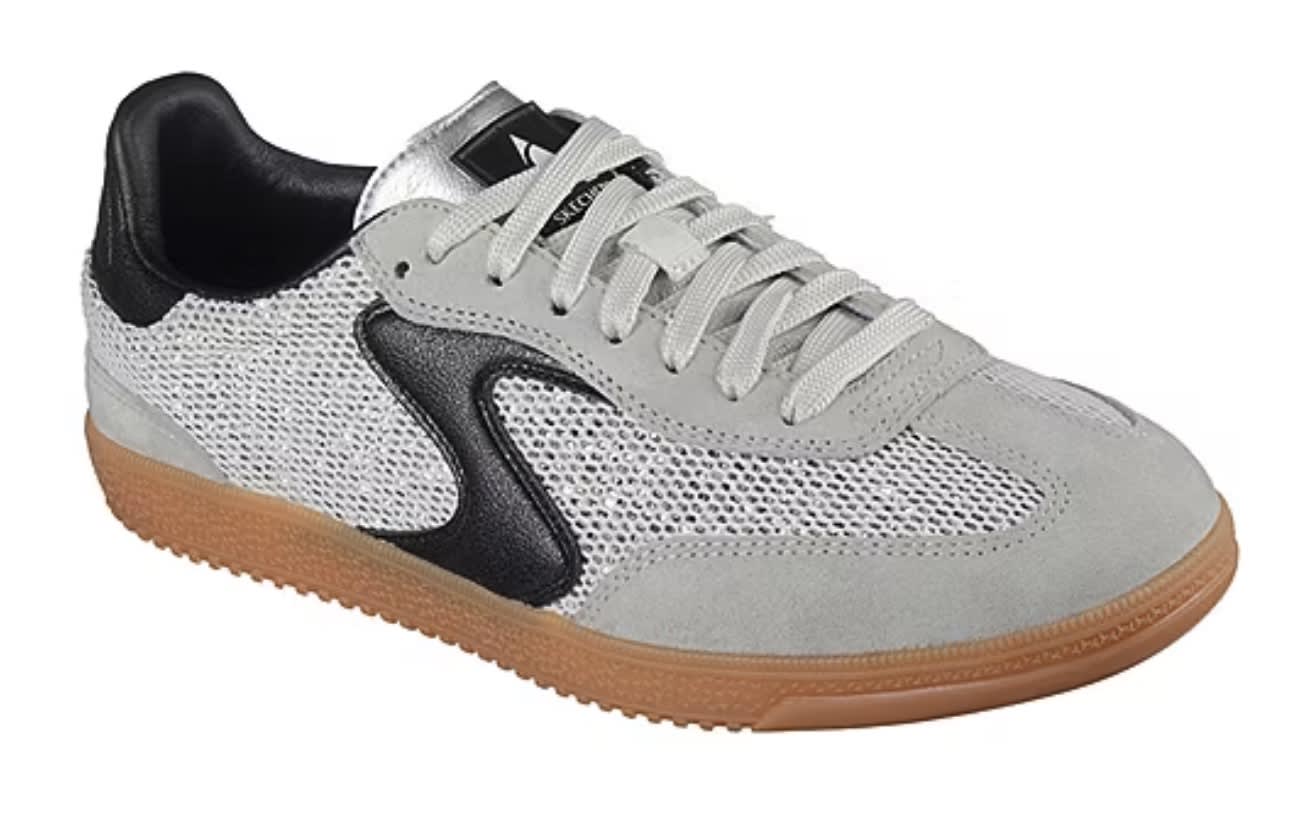 jcpenney black nike shoes